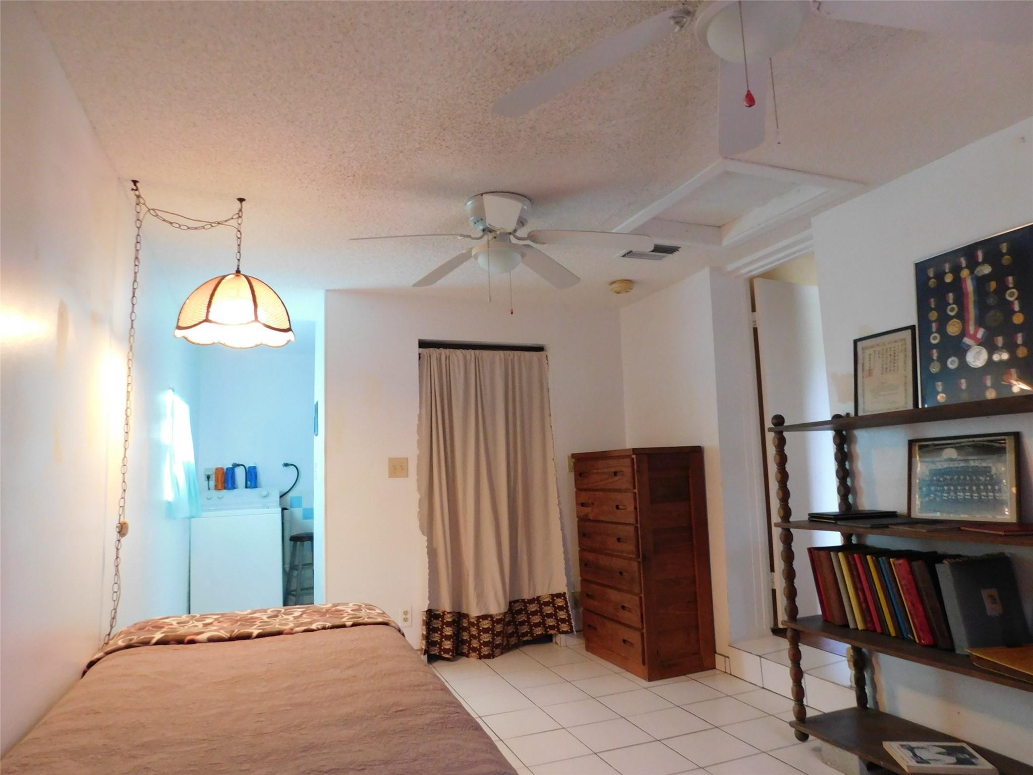 Sunset Trails 16-13 B - Residential