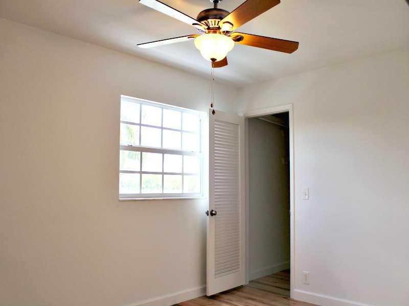 GULFSTREAM ESTATES NO 3 - Residential