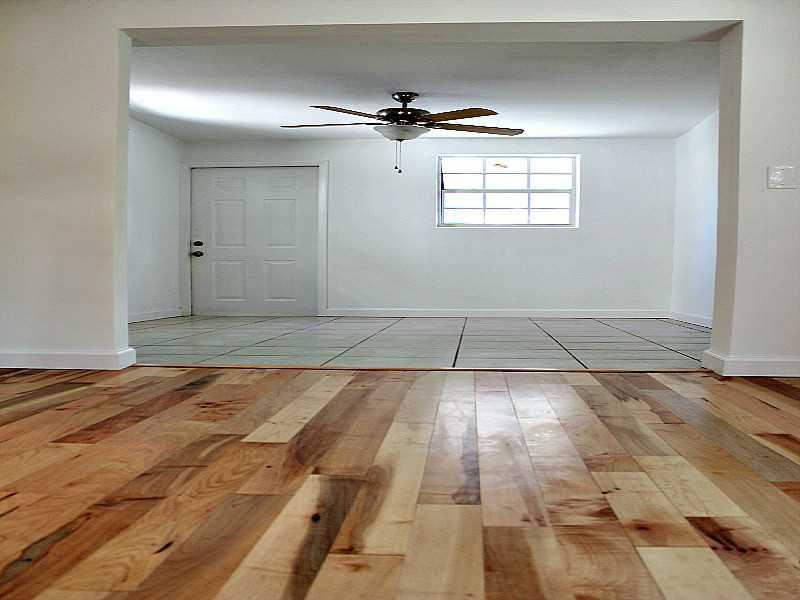 GULFSTREAM ESTATES NO 3 - Residential