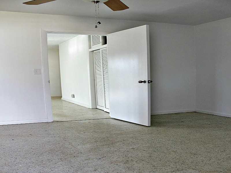 GULFSTREAM ESTATES NO 3 - Residential