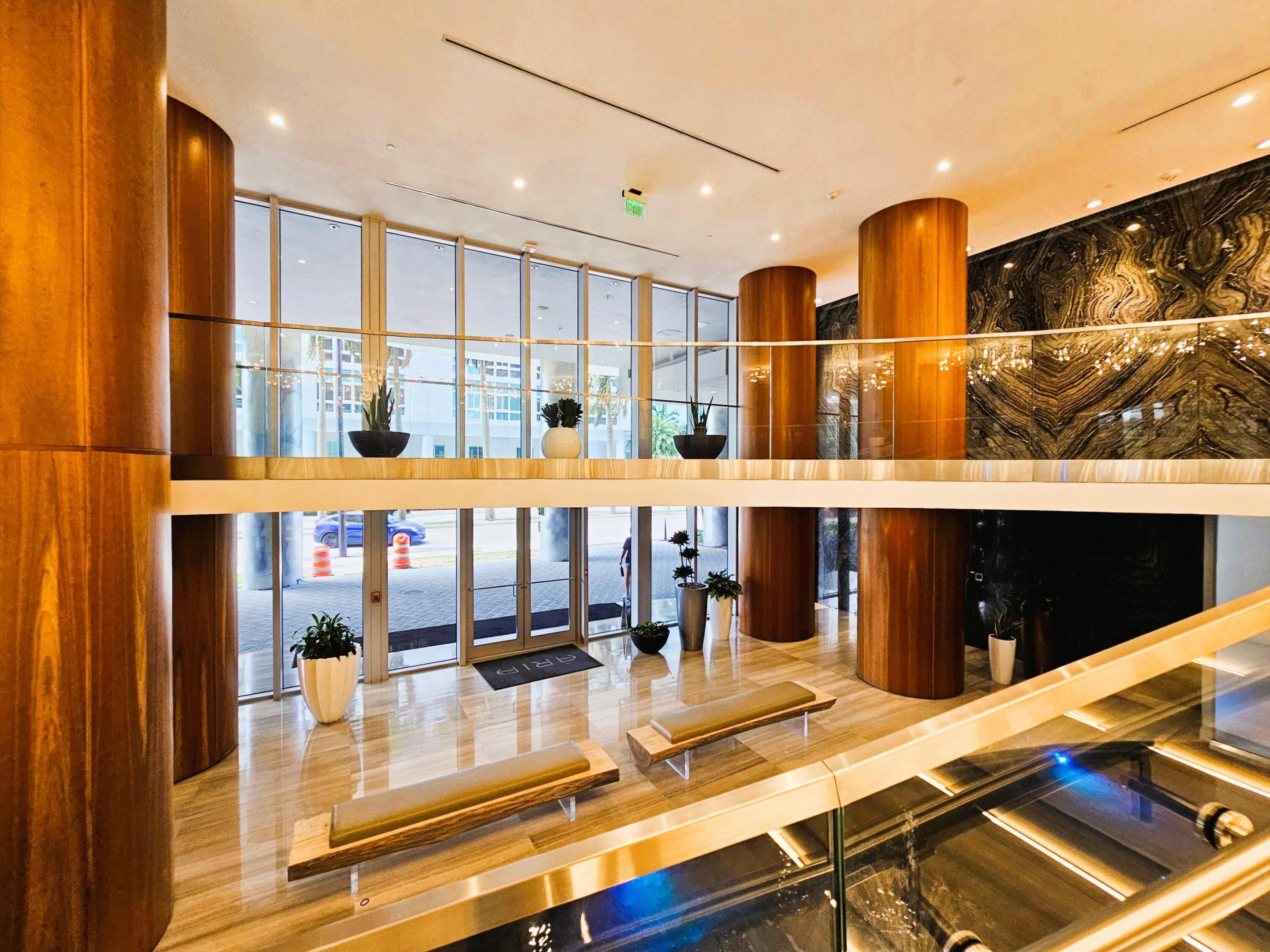 View photos, virtual tours, details... 488 NE 18th Street Apt 3508