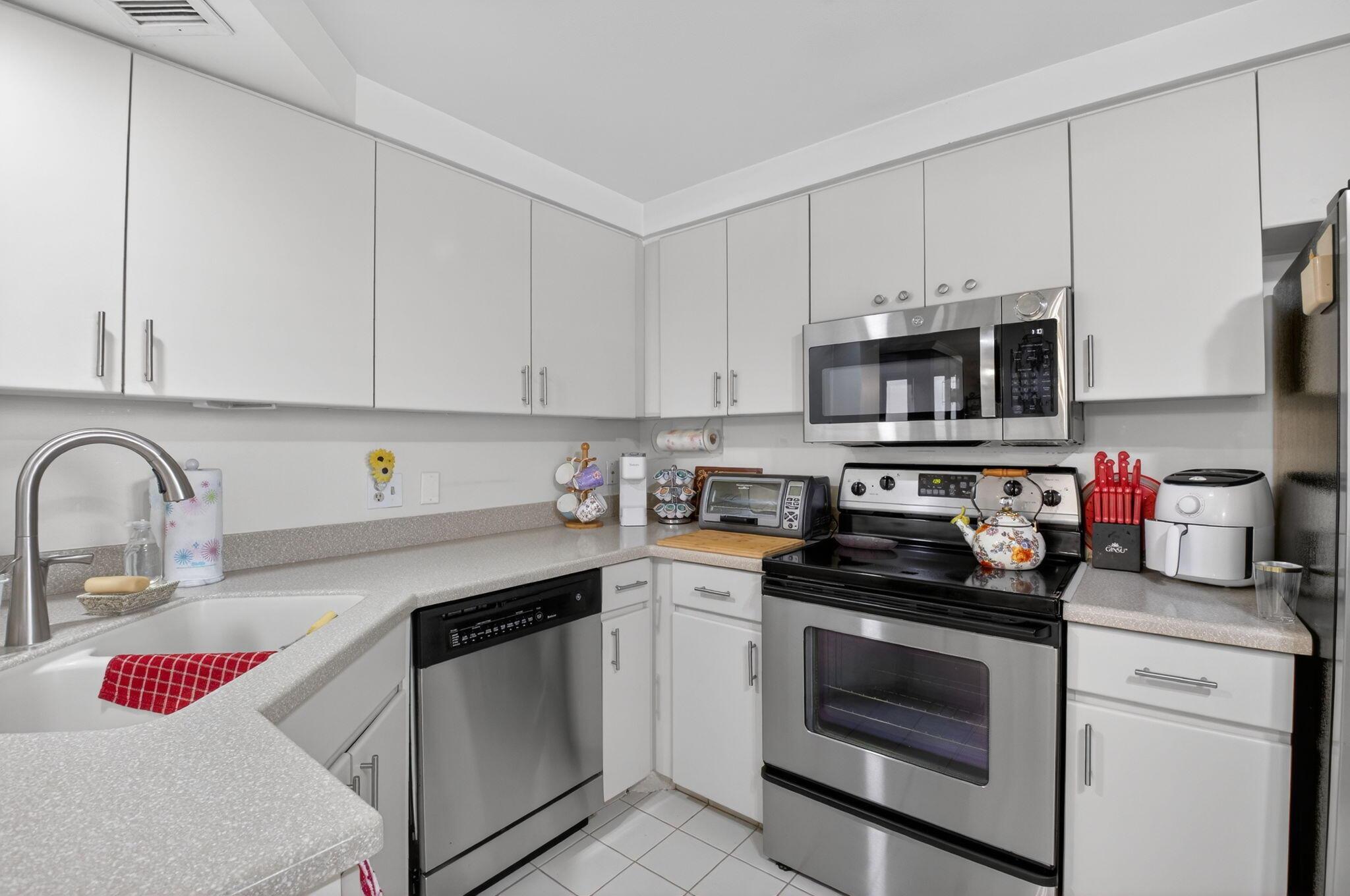 GLENEAGLES CONDO II - Residential