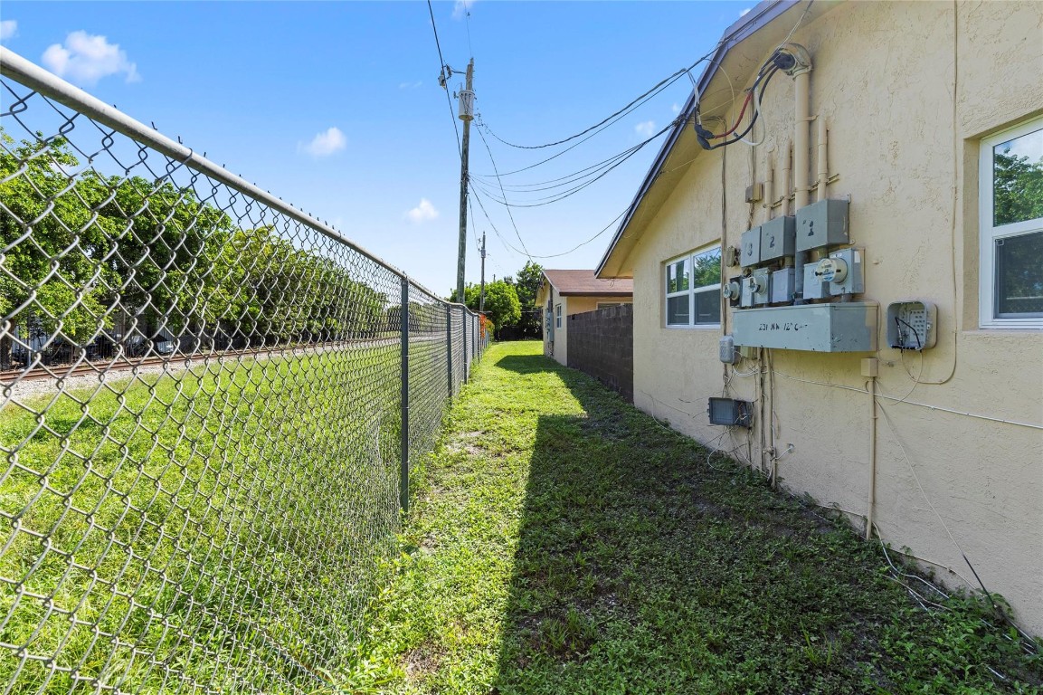 Monticello Park Amd - Residential Income