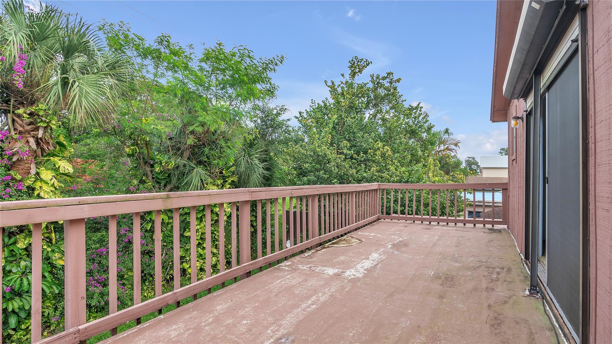 Burnham Woods 93-32 B - Residential