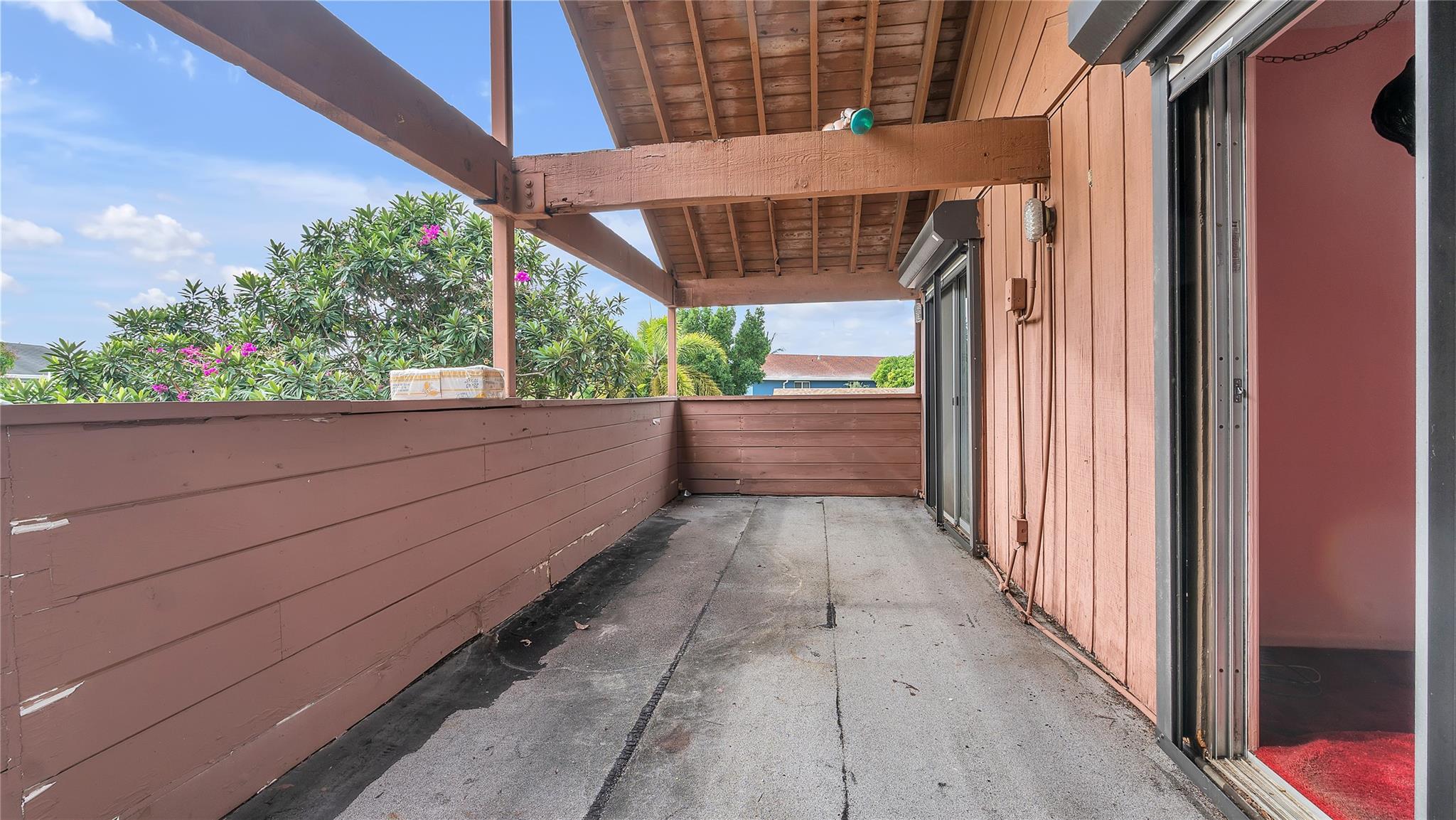 Burnham Woods 93-32 B - Residential