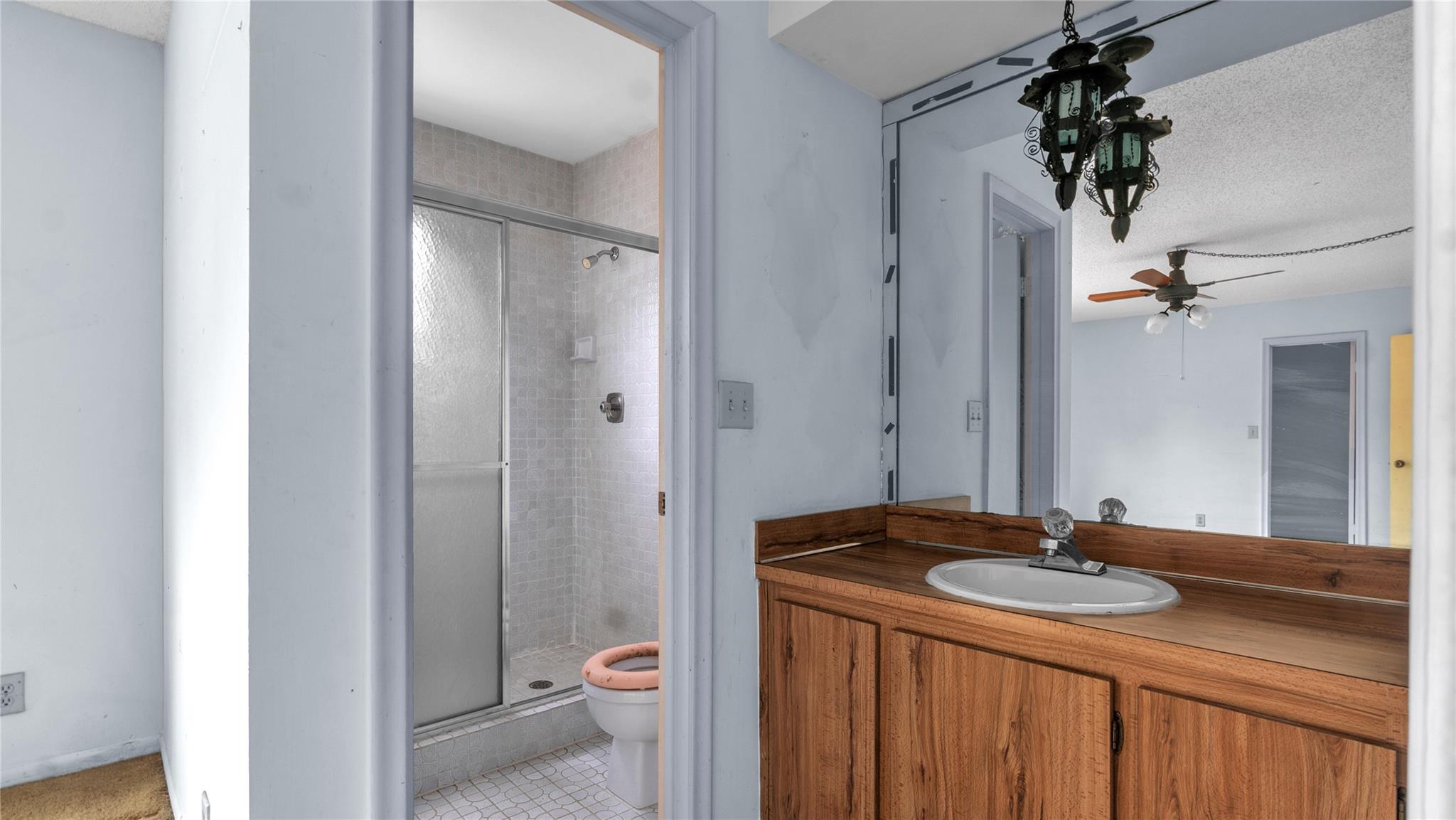 Burnham Woods 93-32 B - Residential