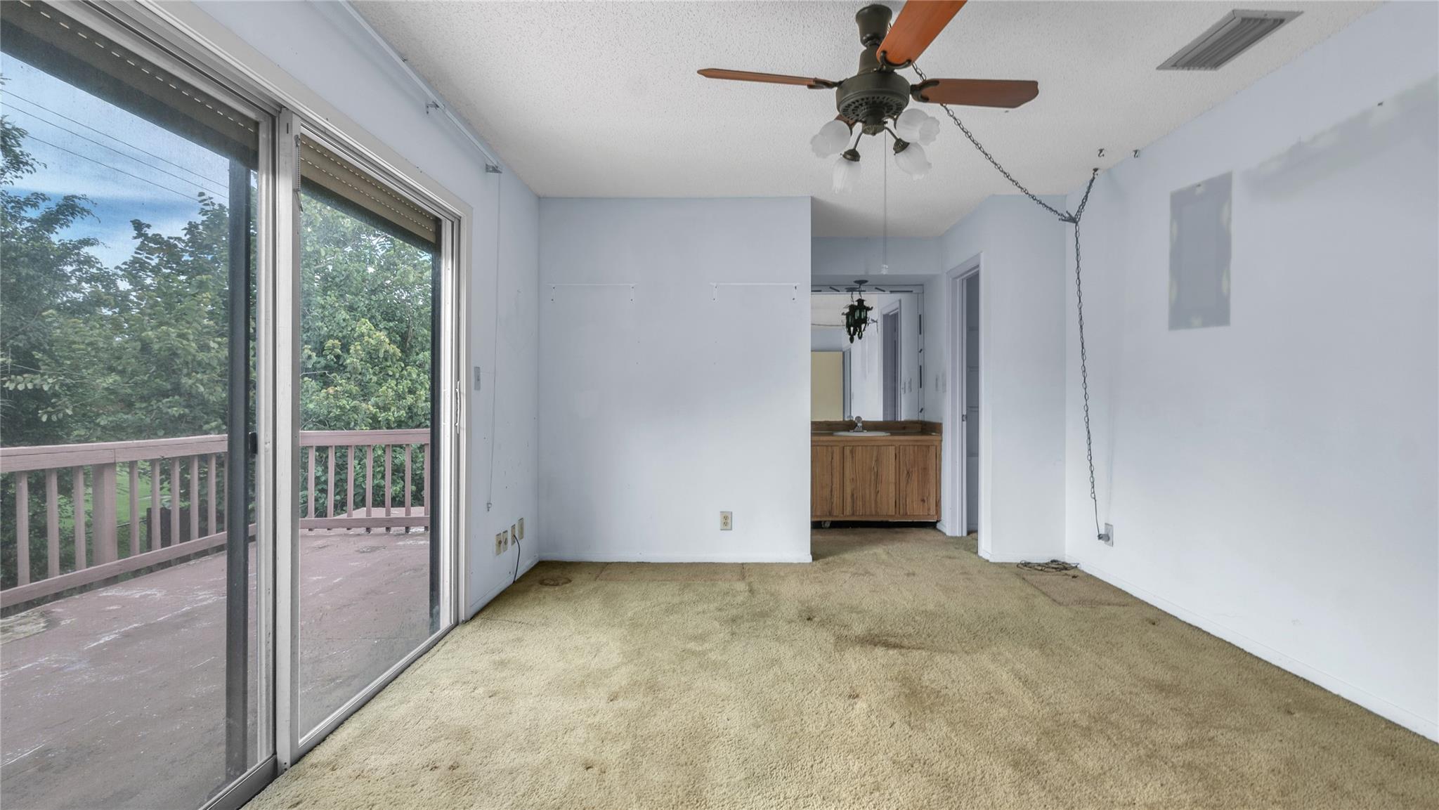 Burnham Woods 93-32 B - Residential