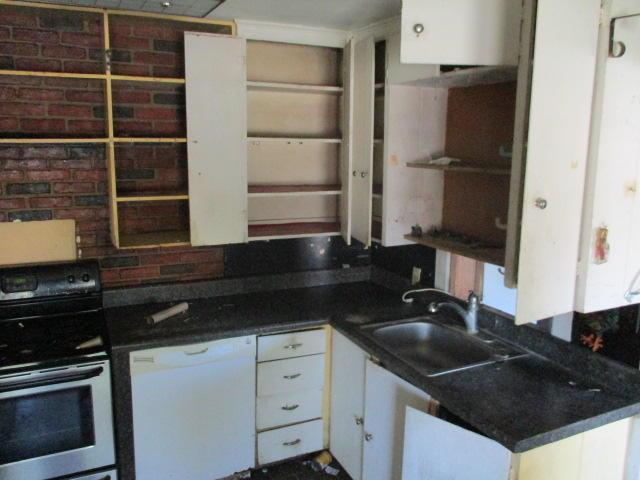 PLUMOSA PARK RIV BCH - Residential