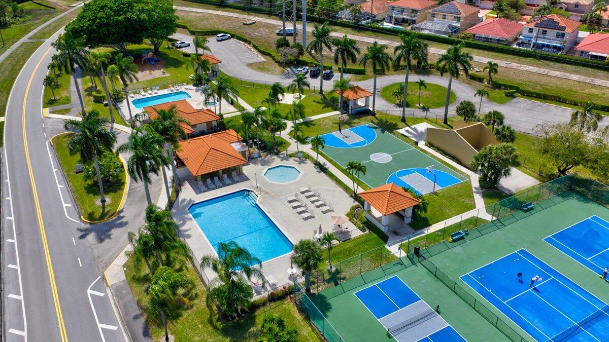 BOCA CHASE 9A - Residential