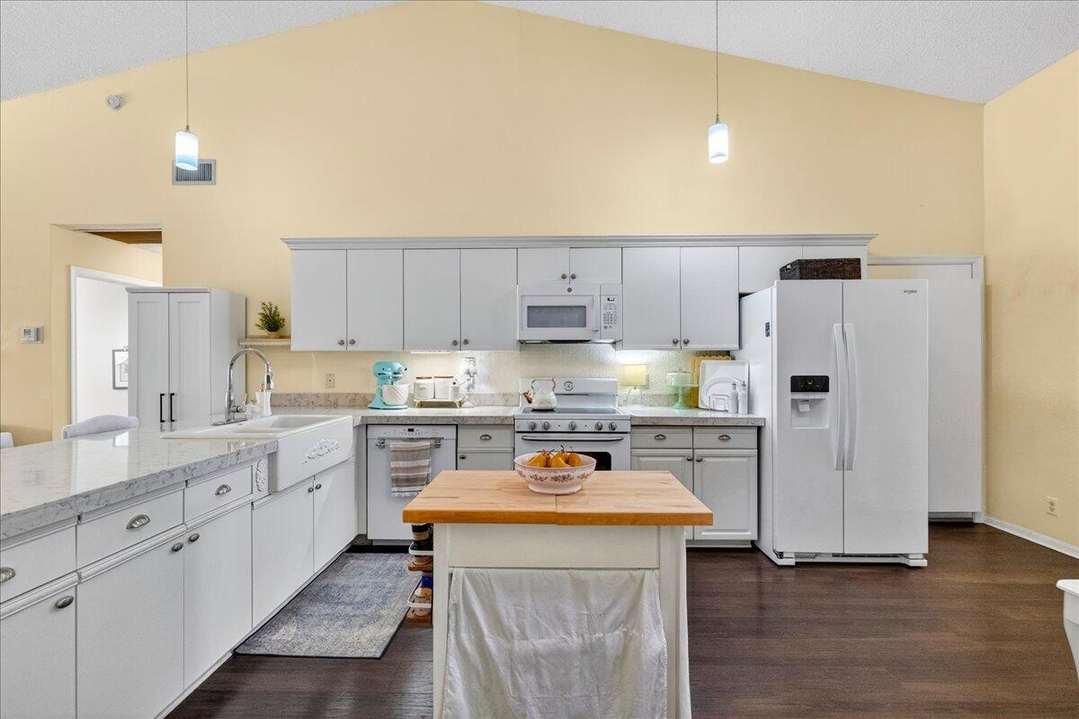 BOCA CHASE 9A - Residential