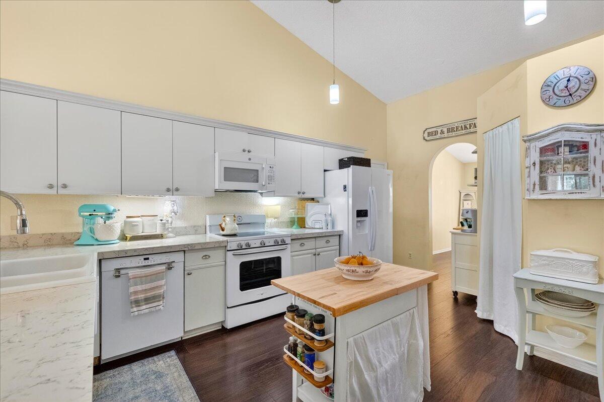 BOCA CHASE 9A - Residential