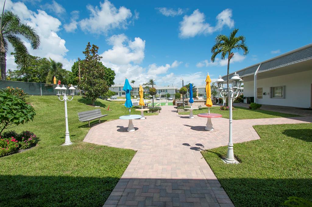 MURRY HILLS APT BLDG CONDO - Residential