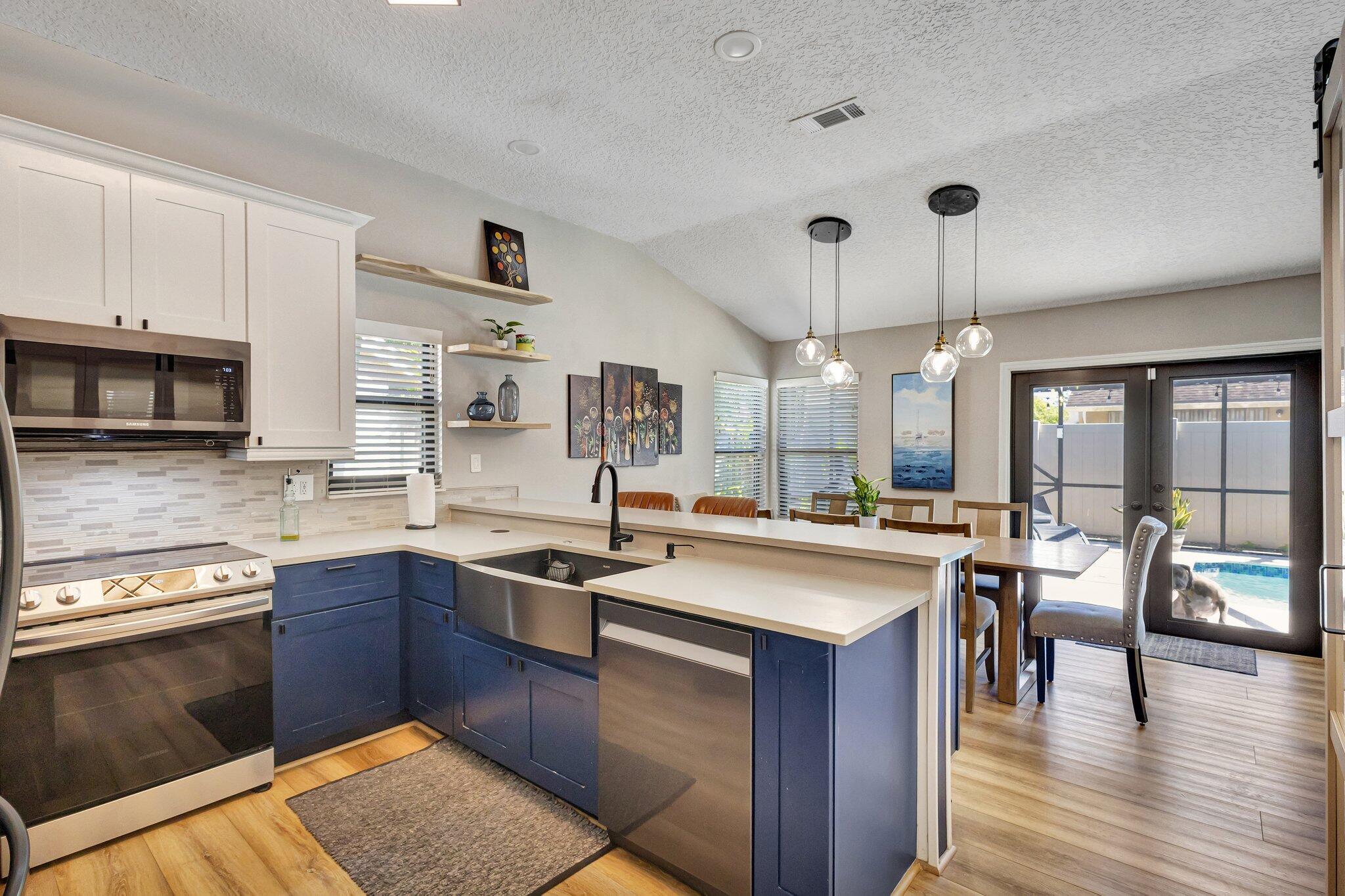 Properties 13005 MEADOWBREEZE Drive