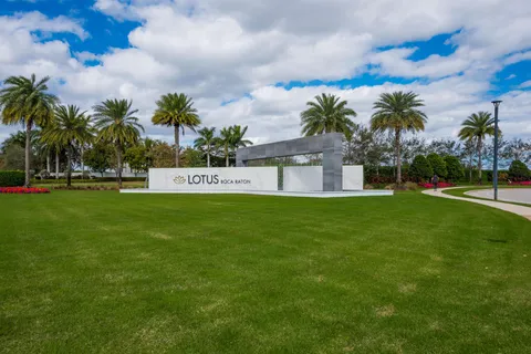 8131 Laurel Falls Dr, Boca Raton, FL MLS: R11073408