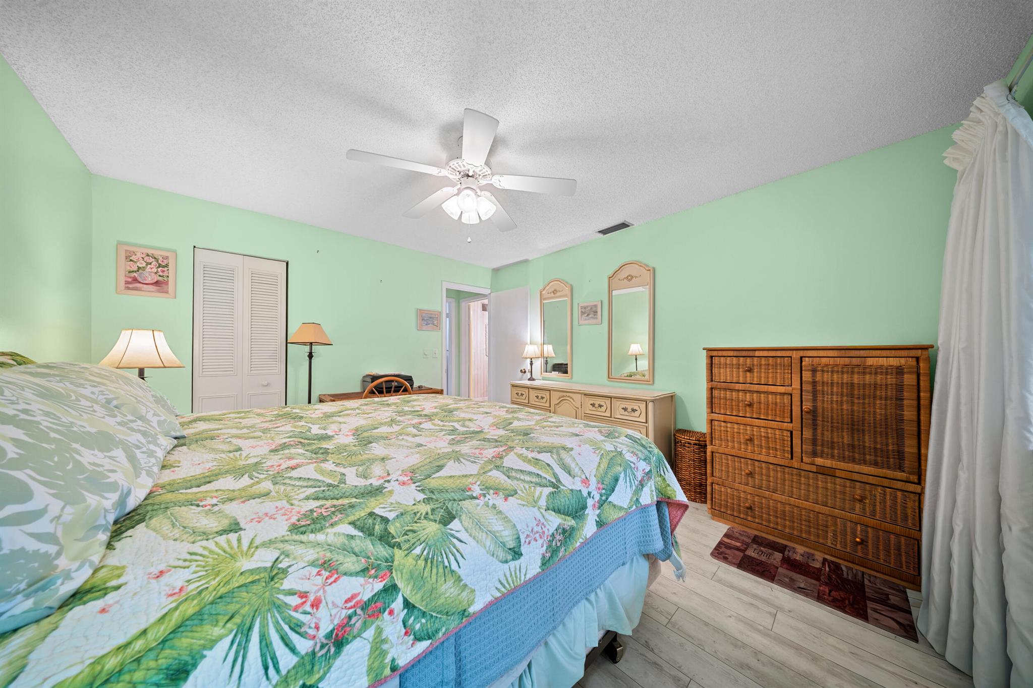 KING MOUNTAIN CONDO (AKA - Residential