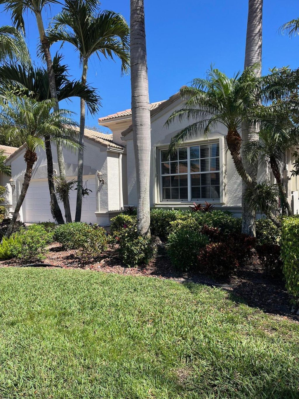 Photo of 7811 Lando Avenue, Boynton Beach, FL 33437 (MLS # R11166127)