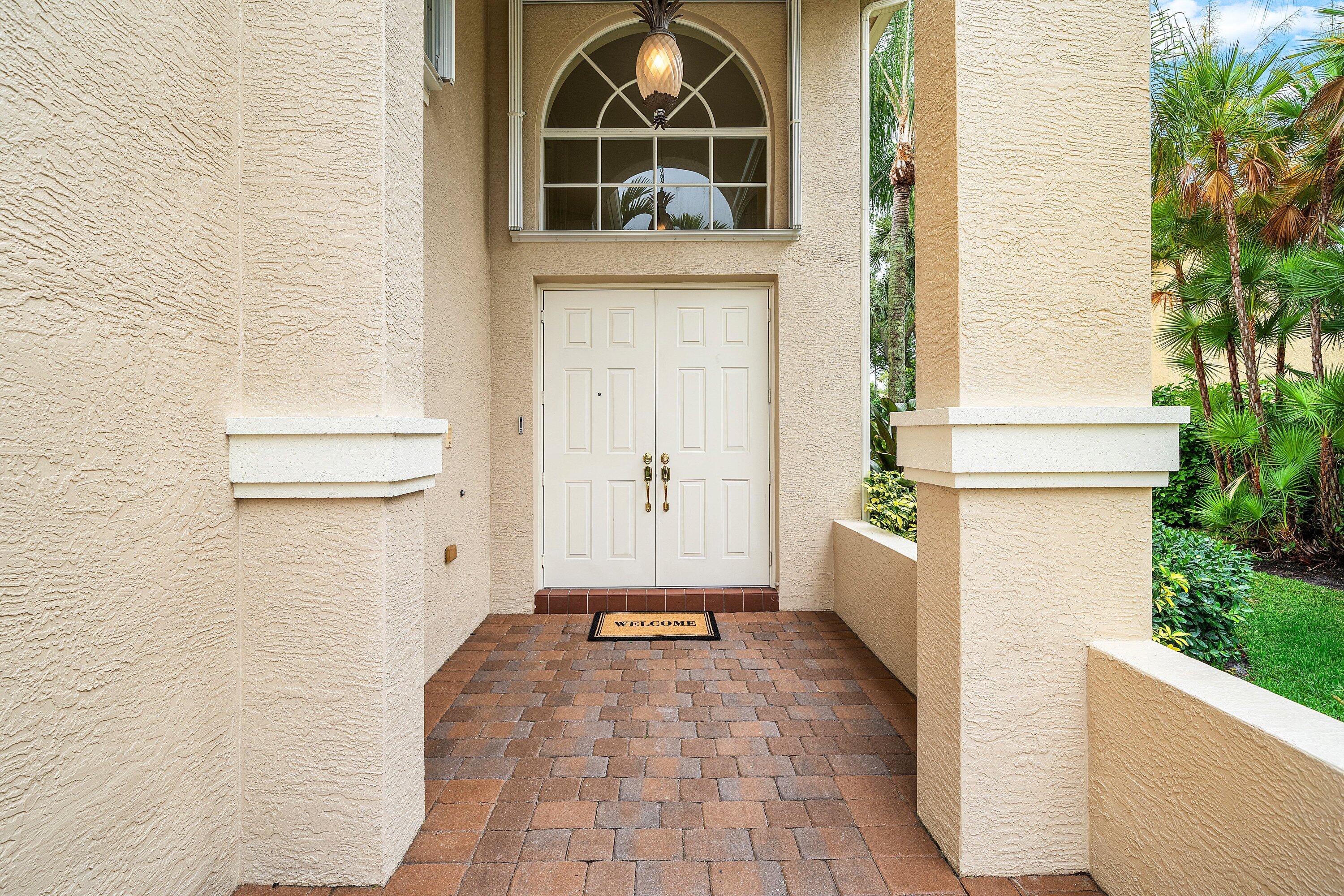 CANYON LAKES - Residential