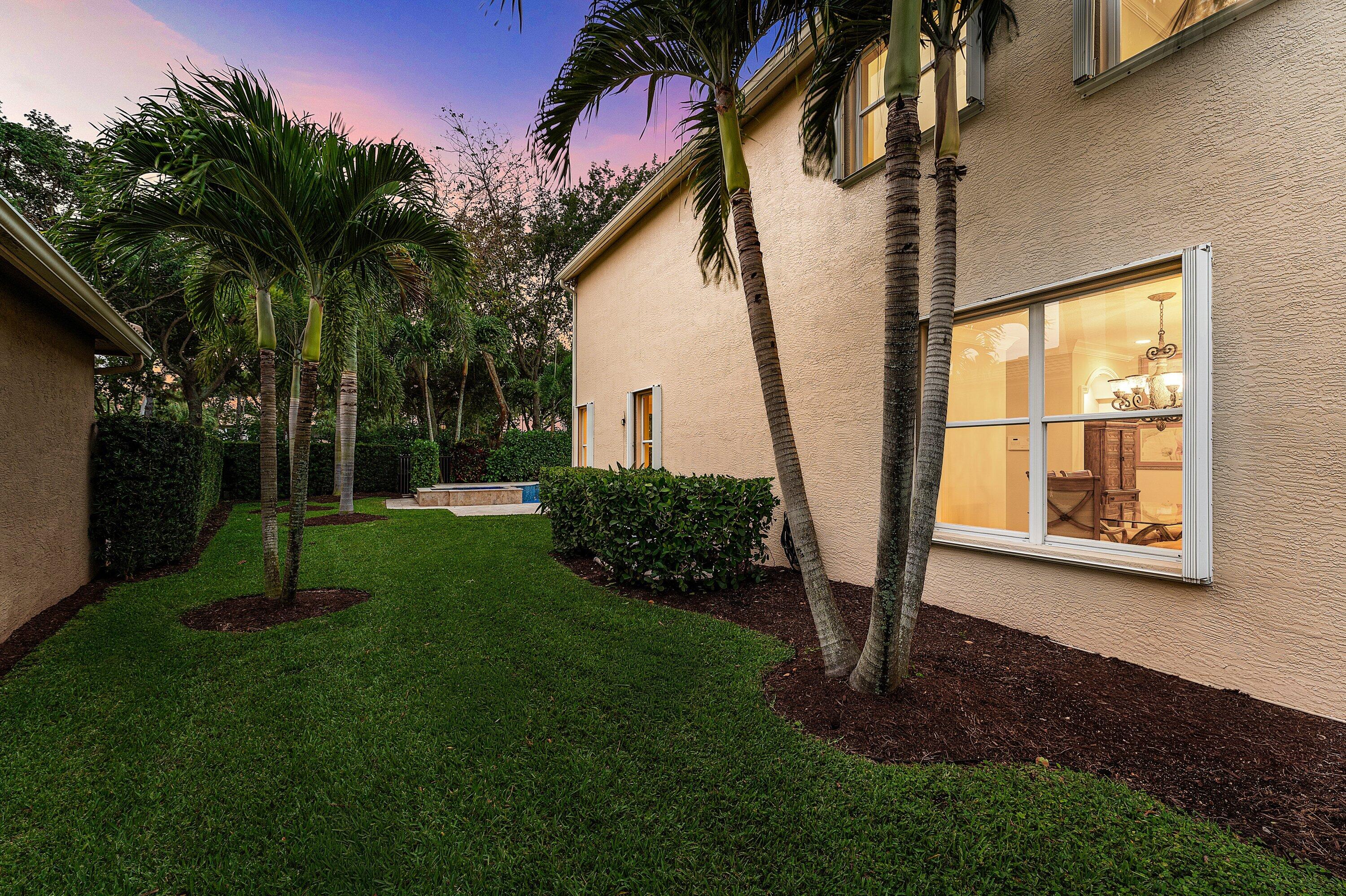 CANYON LAKES - Residential