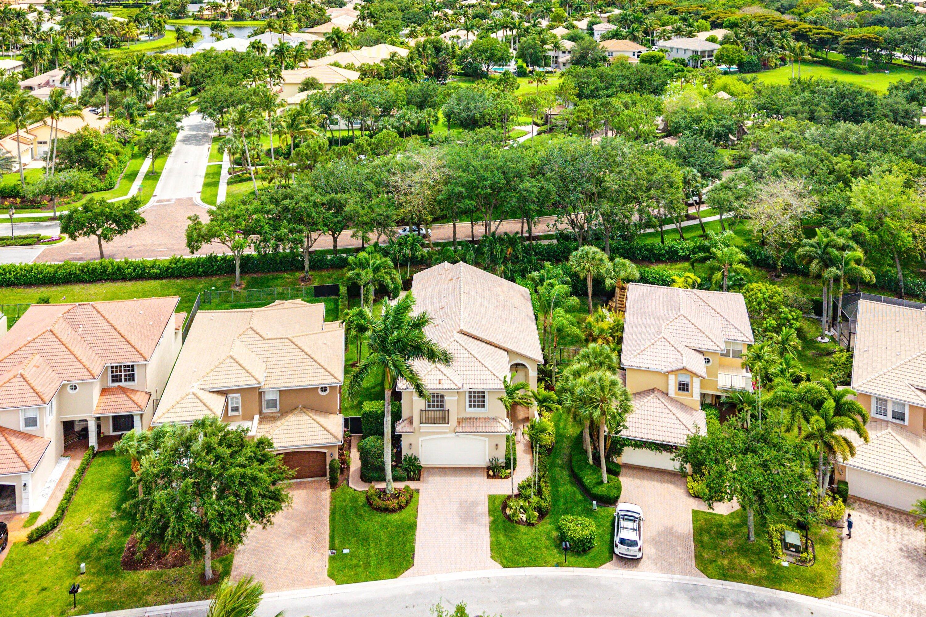 CANYON LAKES - Residential