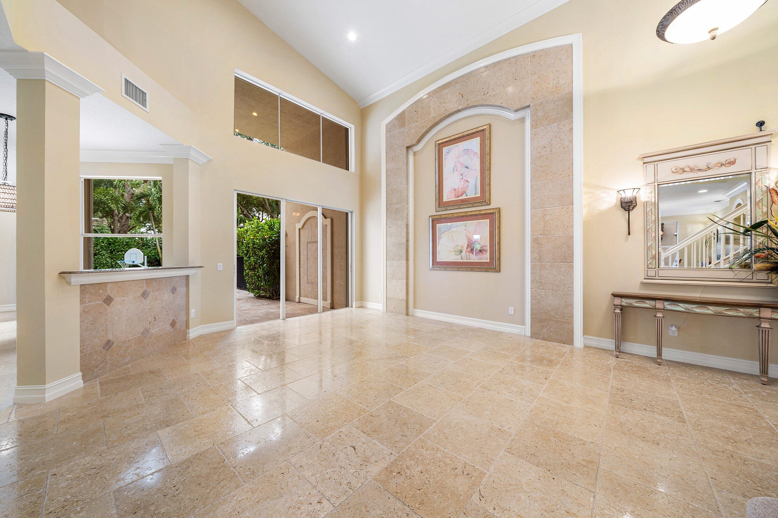 CANYON LAKES - Residential