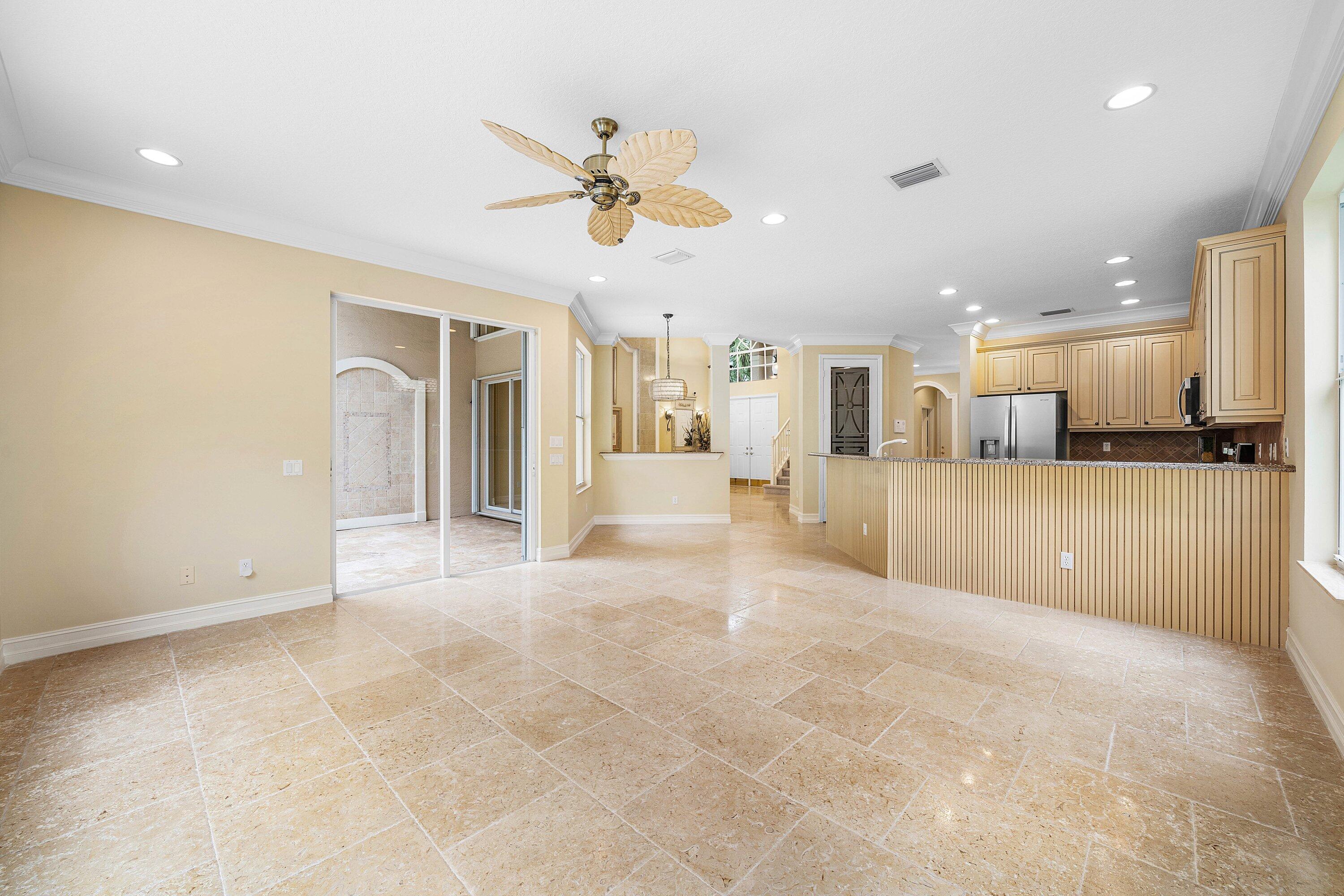 CANYON LAKES - Residential
