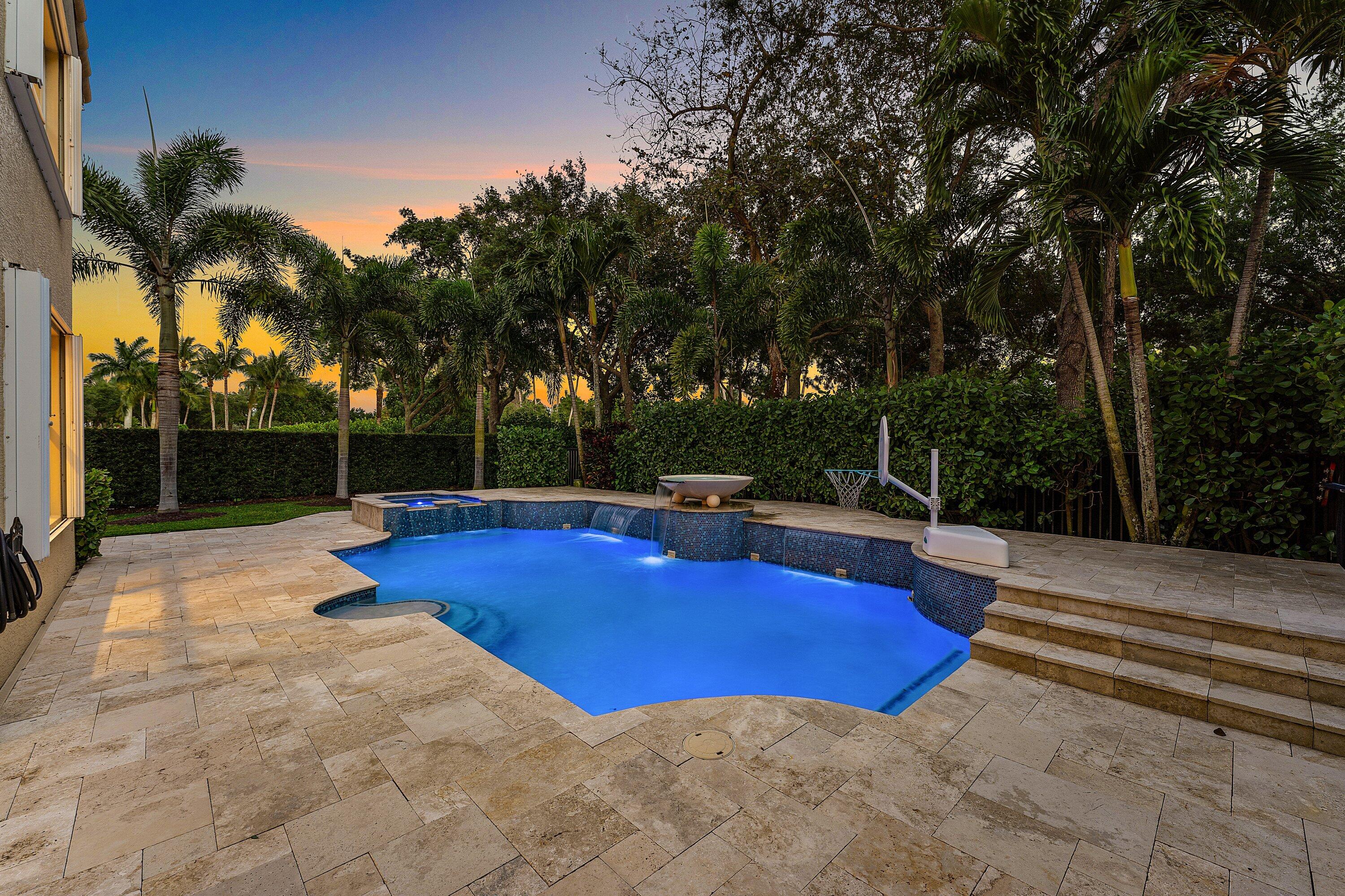 CANYON LAKES - Residential