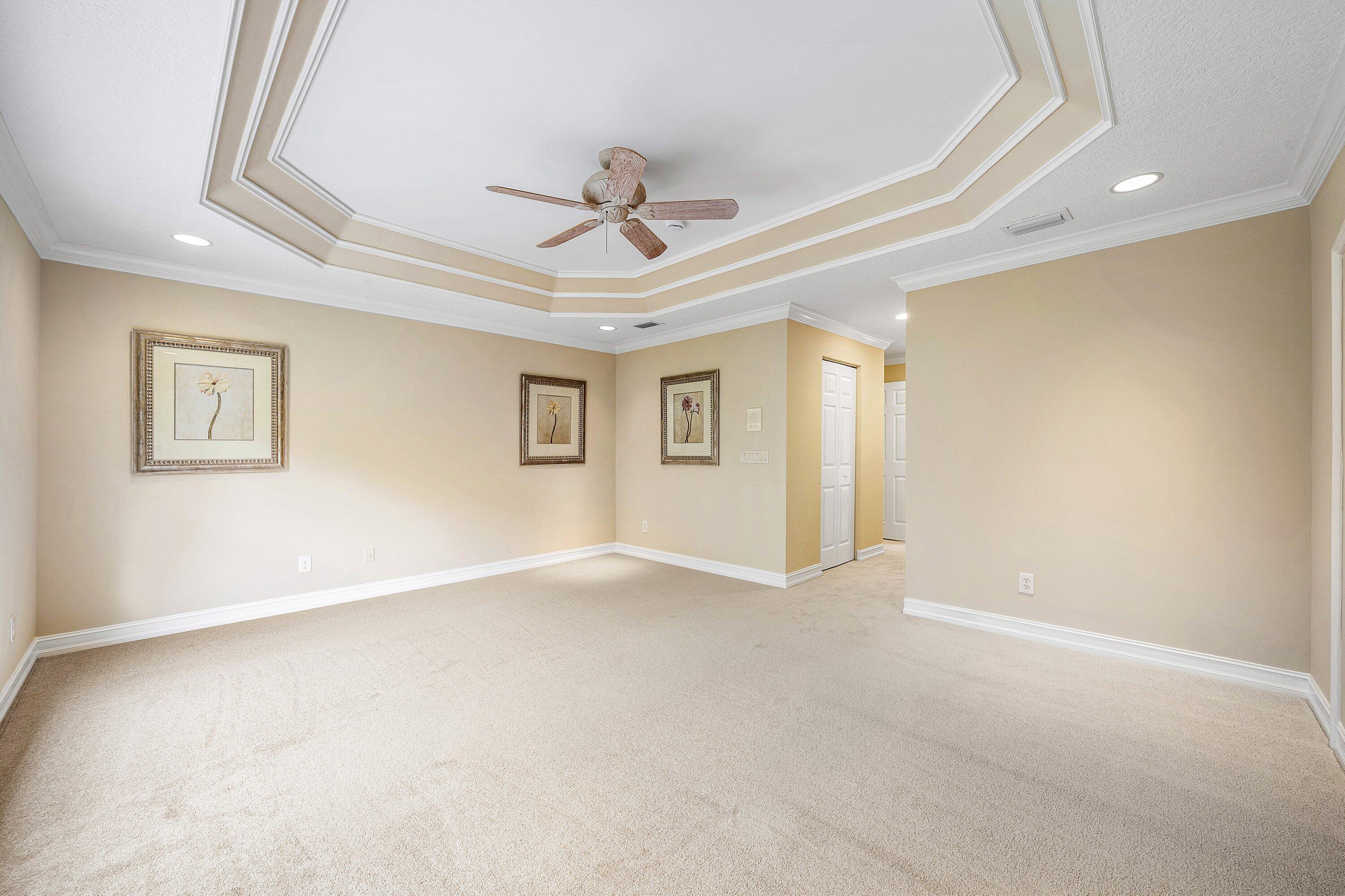 CANYON LAKES - Residential