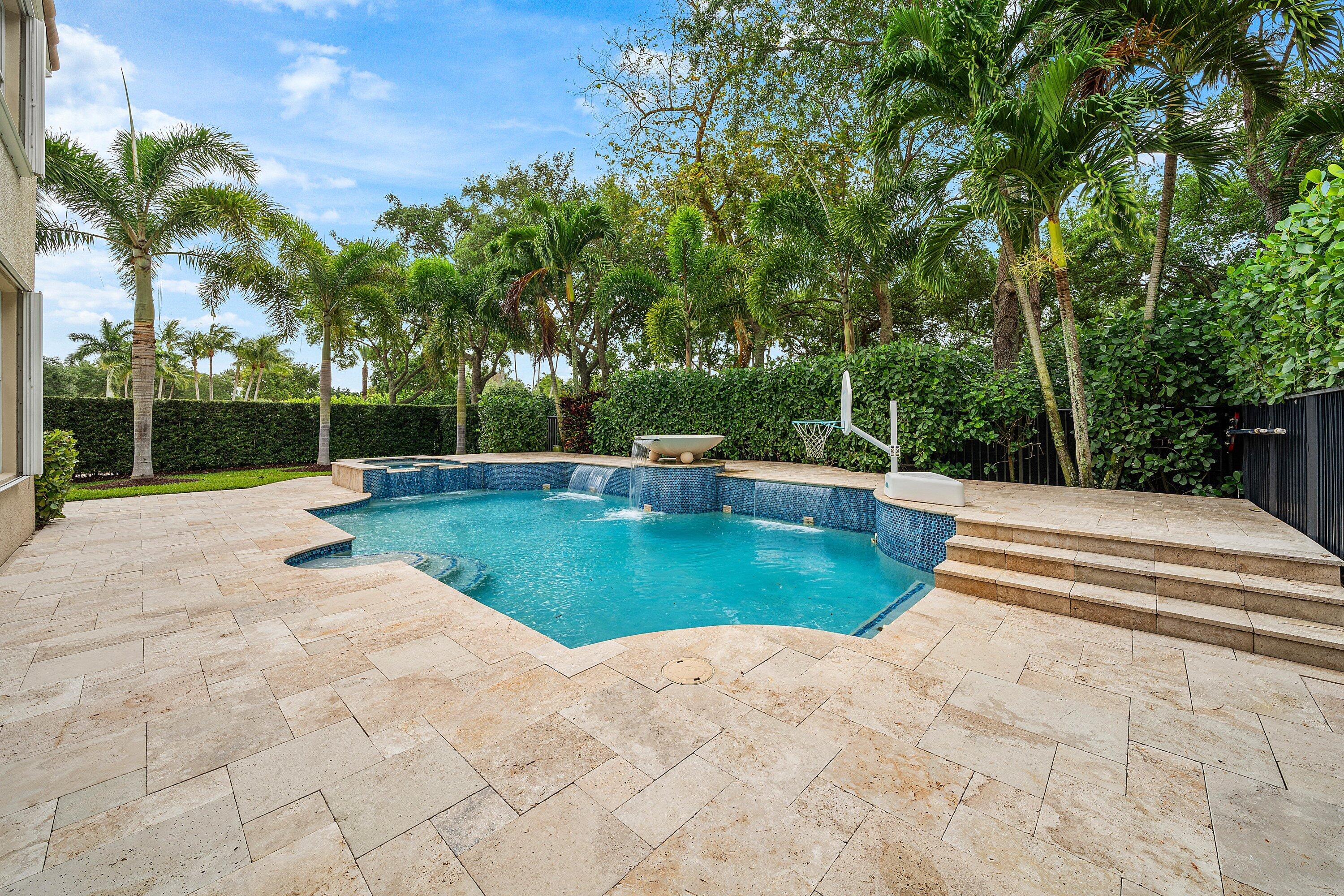 CANYON LAKES - Residential