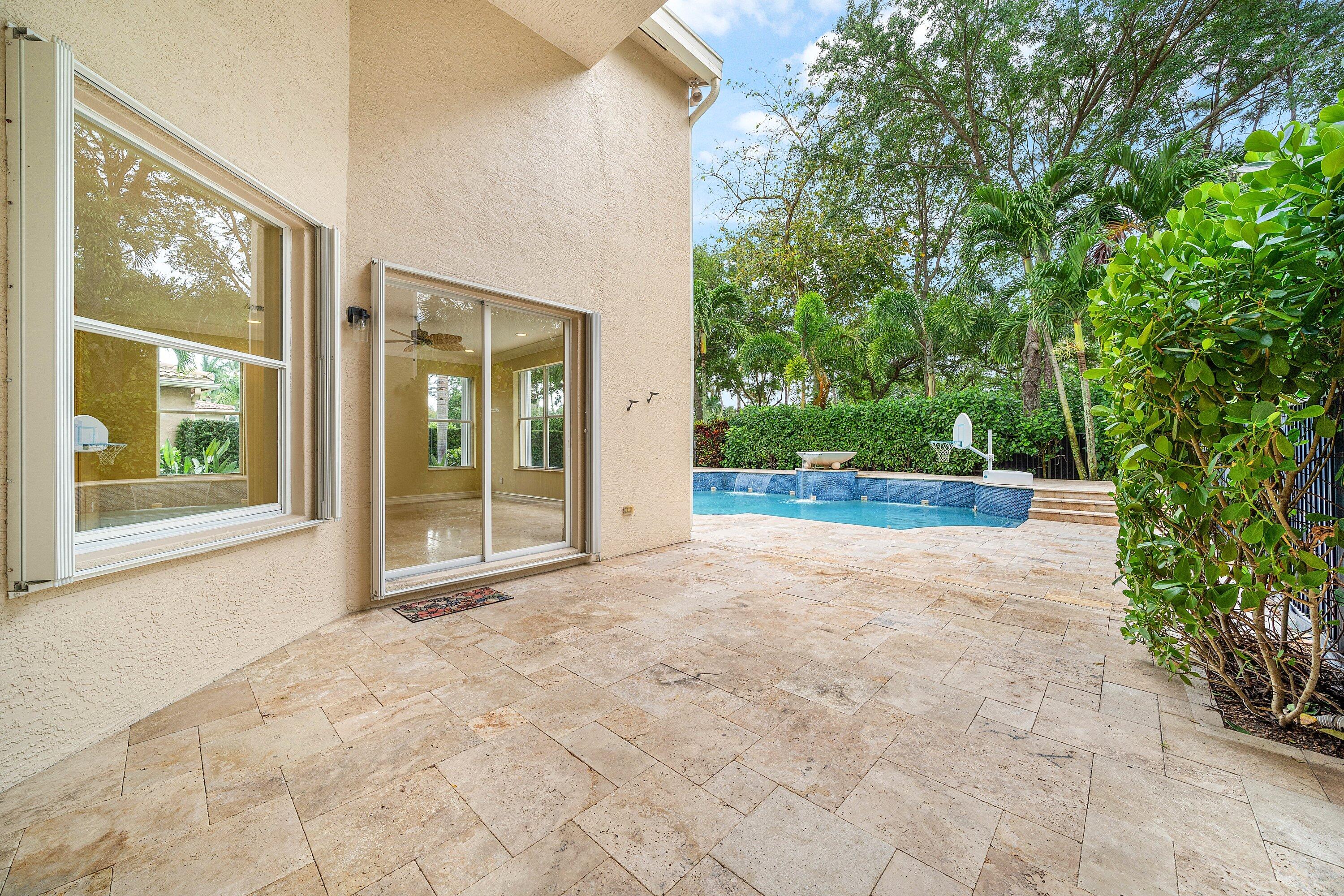 CANYON LAKES - Residential