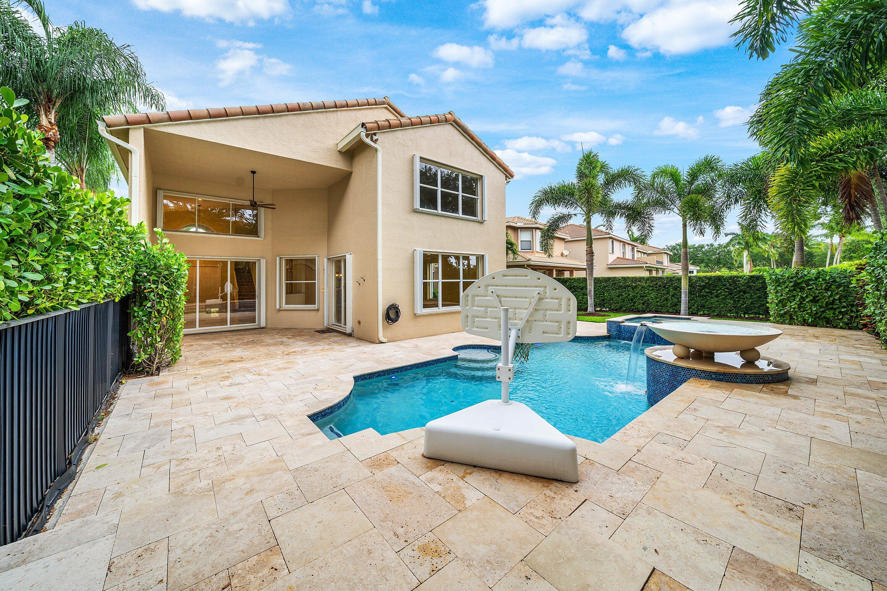 CANYON LAKES - Residential