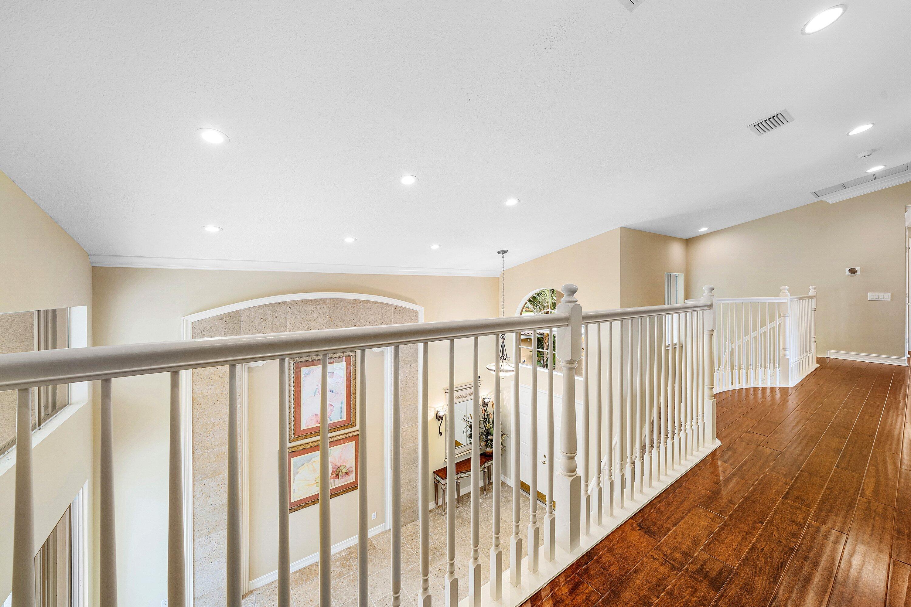 CANYON LAKES - Residential