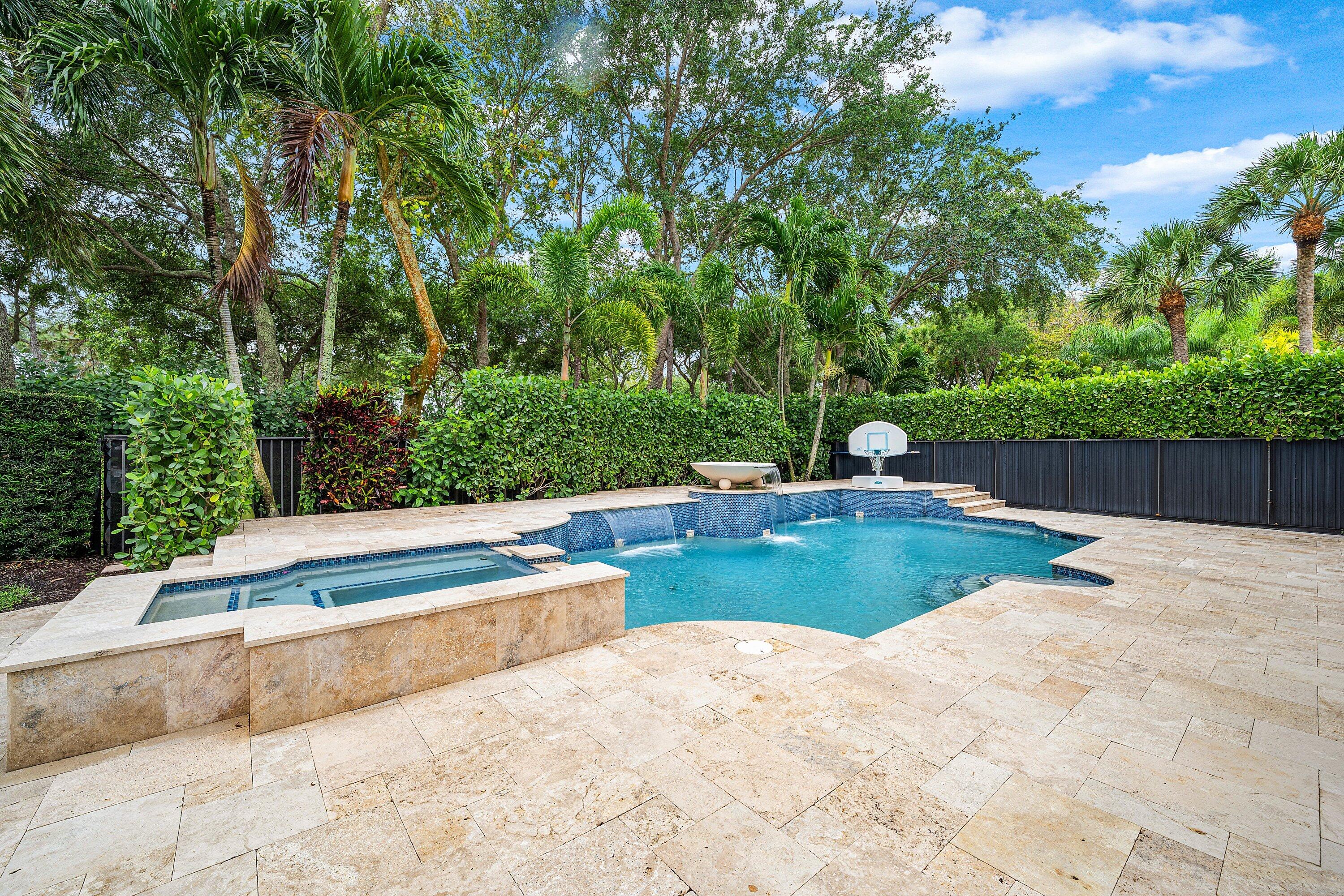 CANYON LAKES - Residential