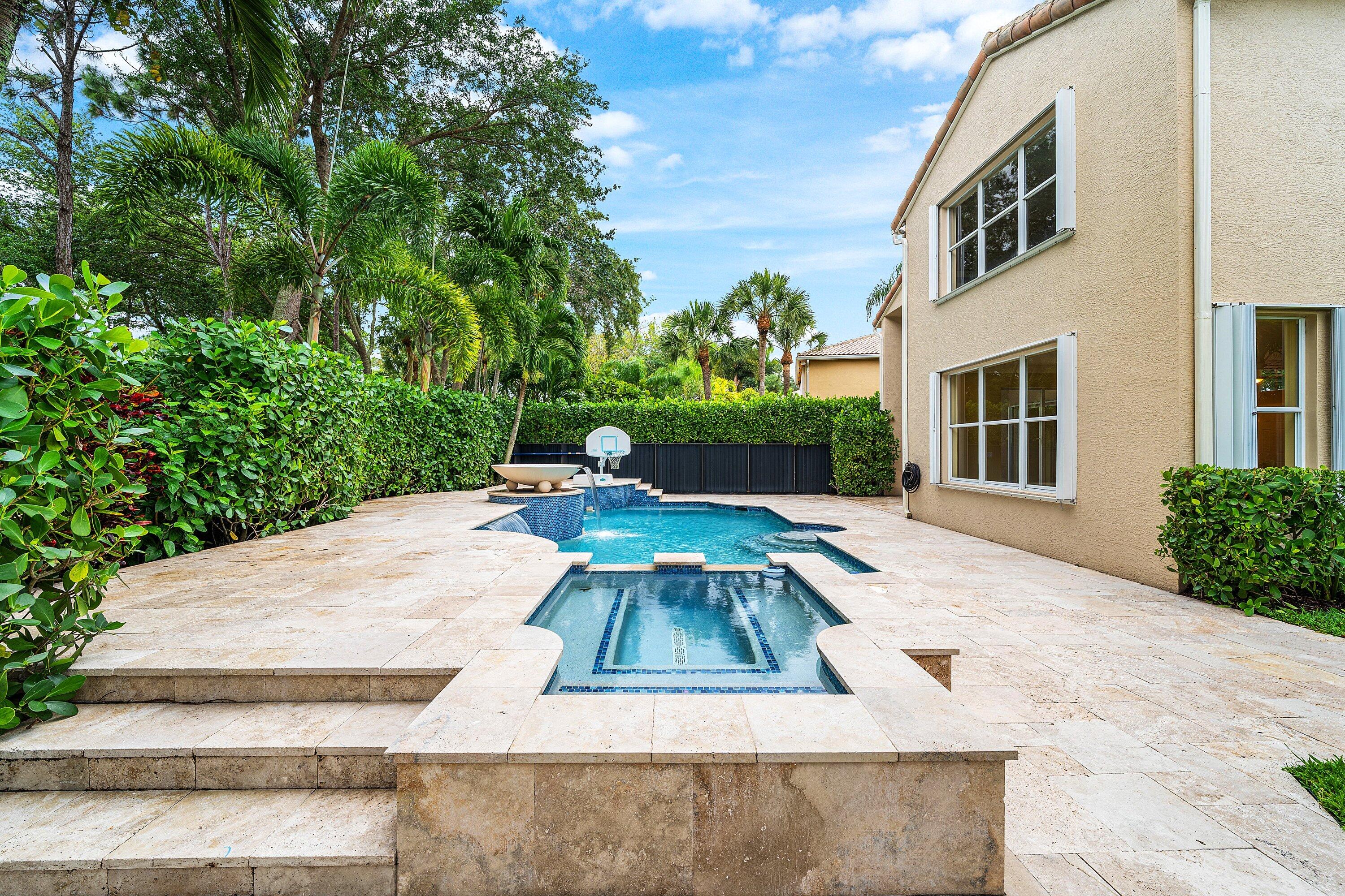 CANYON LAKES - Residential