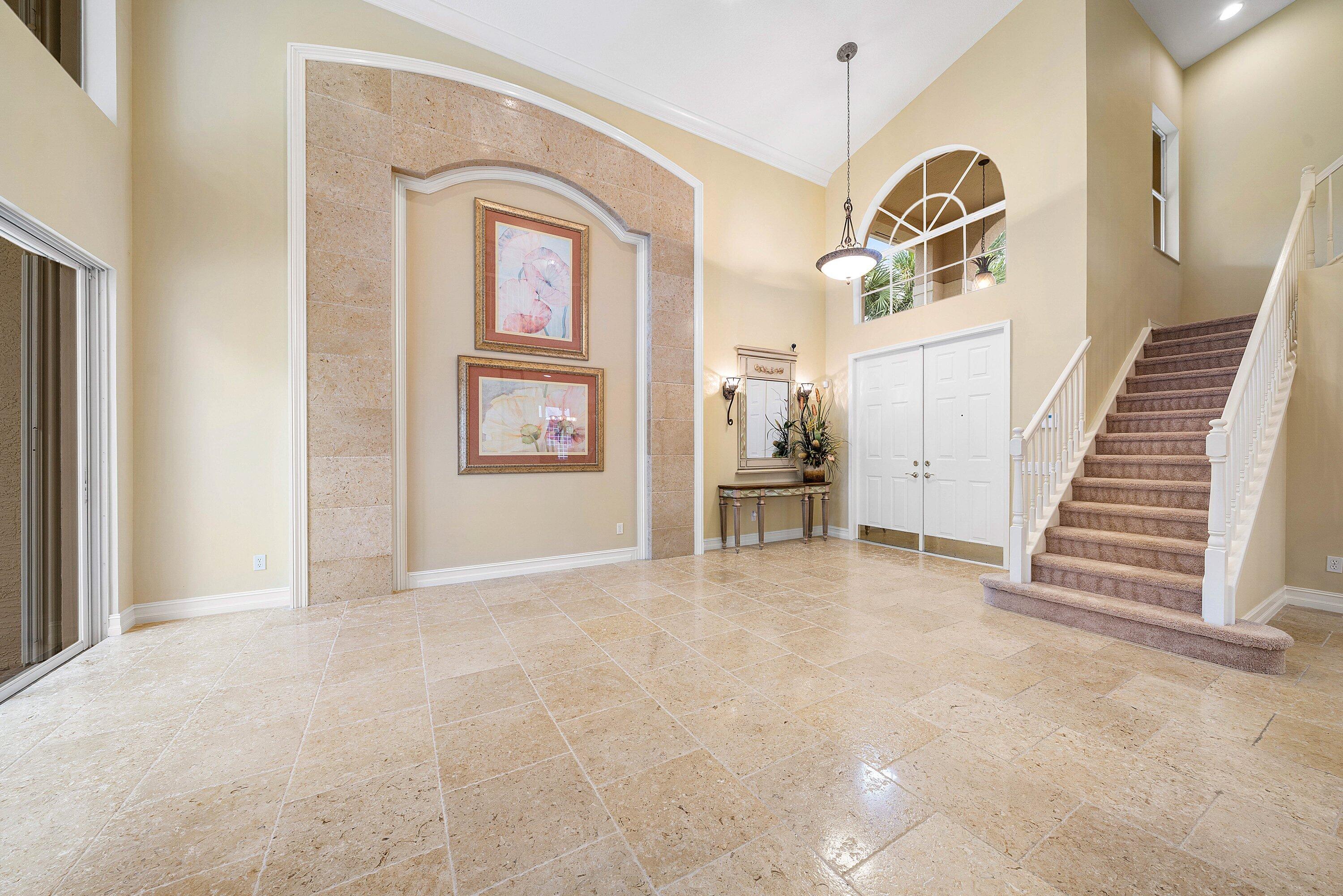 CANYON LAKES - Residential
