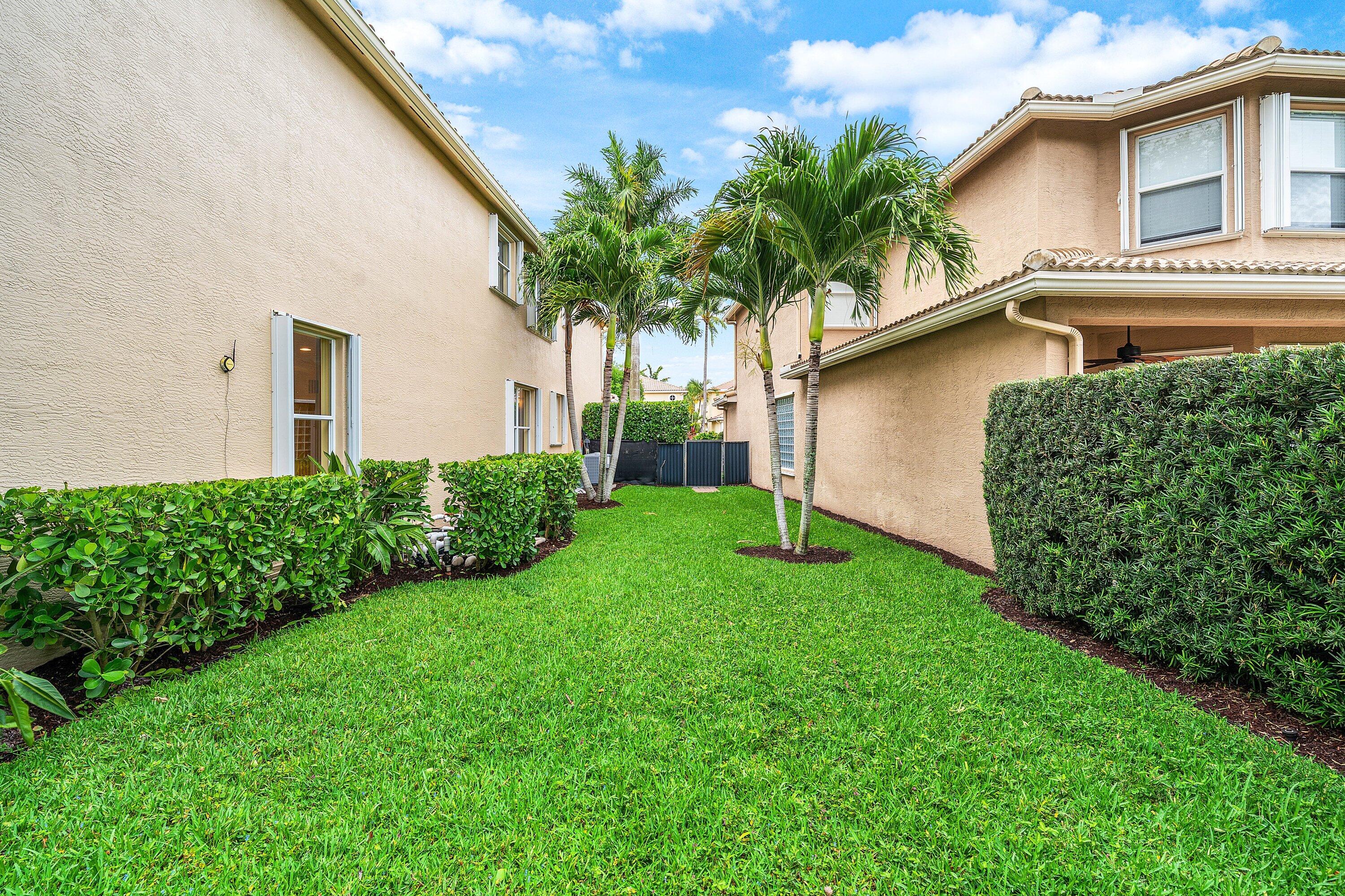 CANYON LAKES - Residential