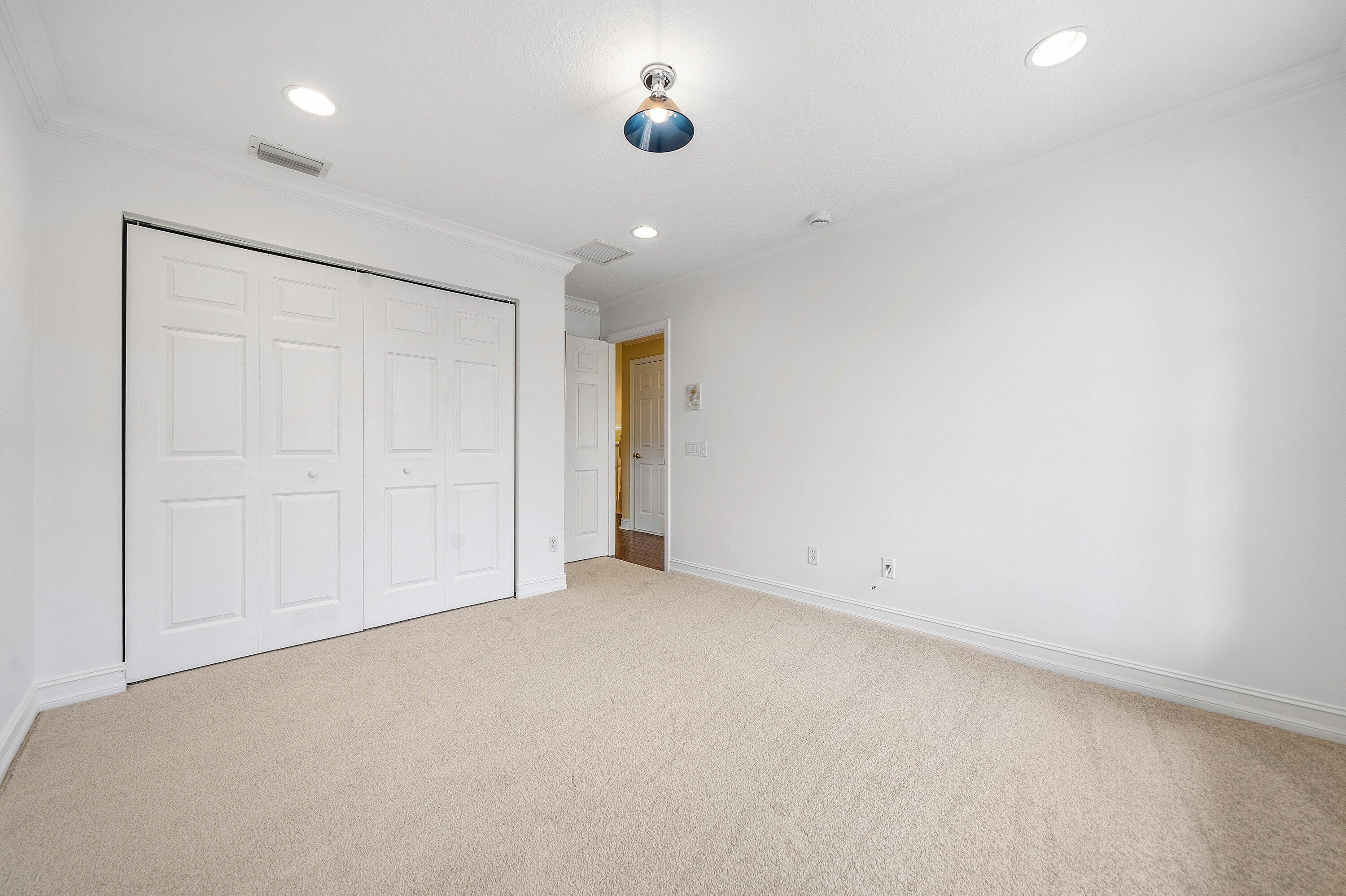 CANYON LAKES - Residential