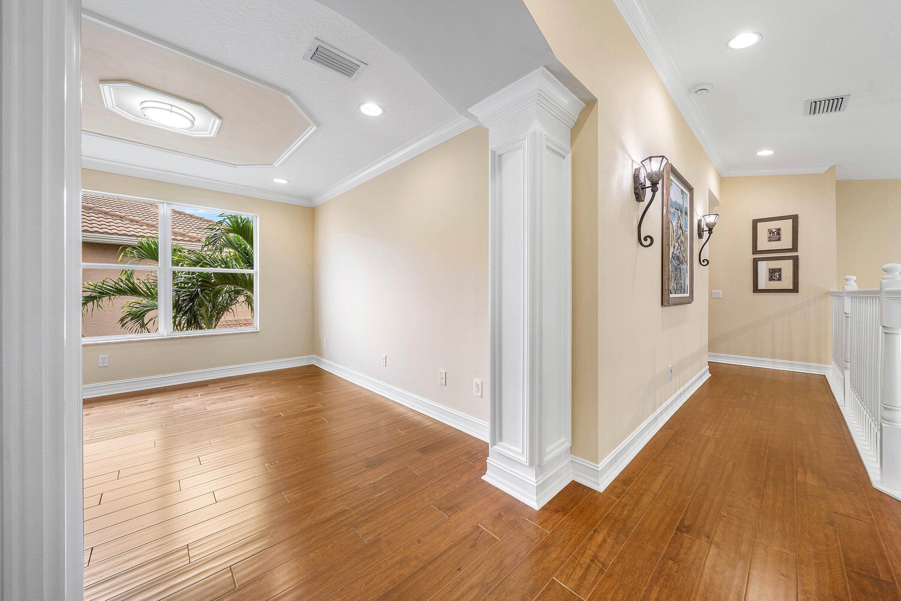 CANYON LAKES - Residential