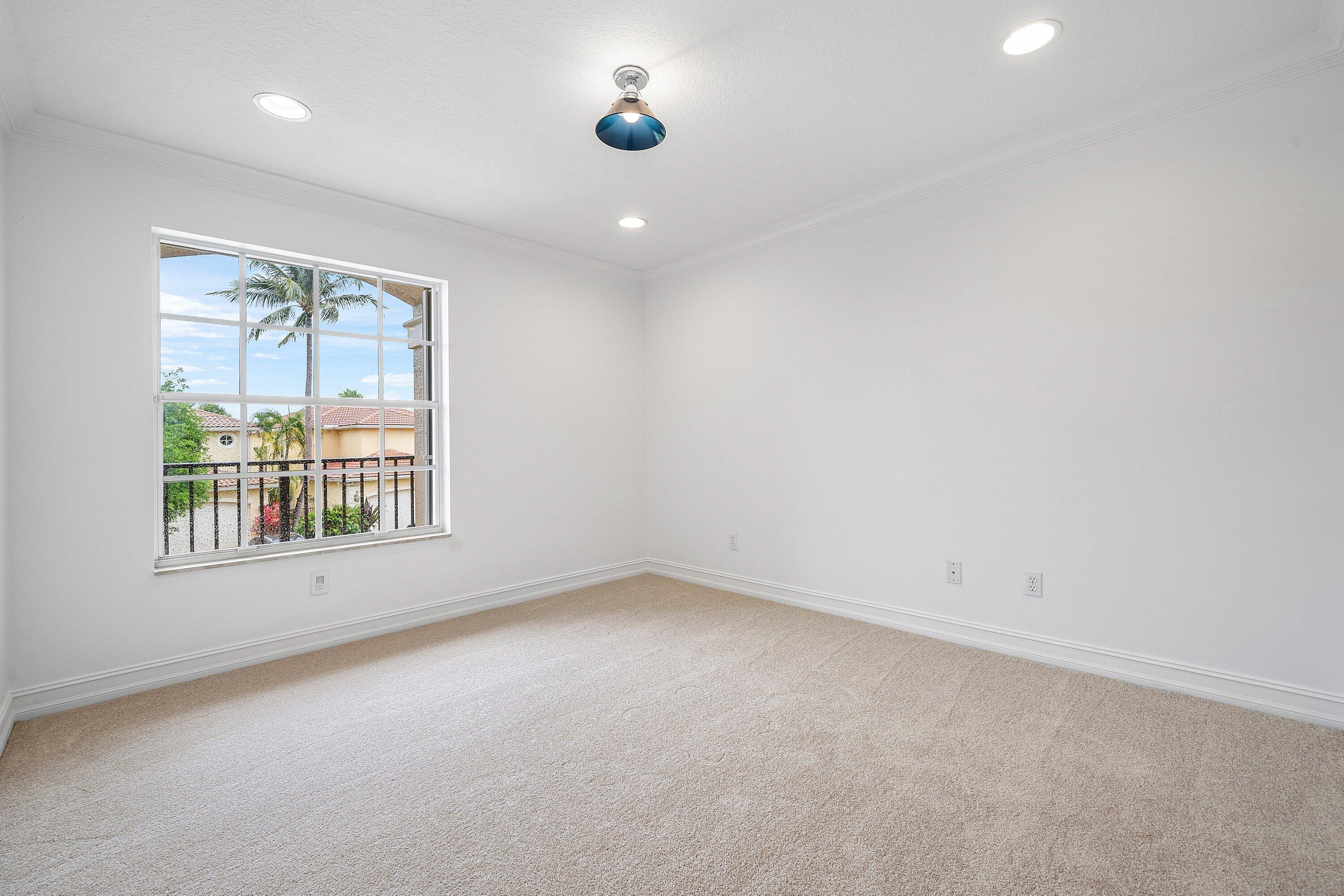 CANYON LAKES - Residential