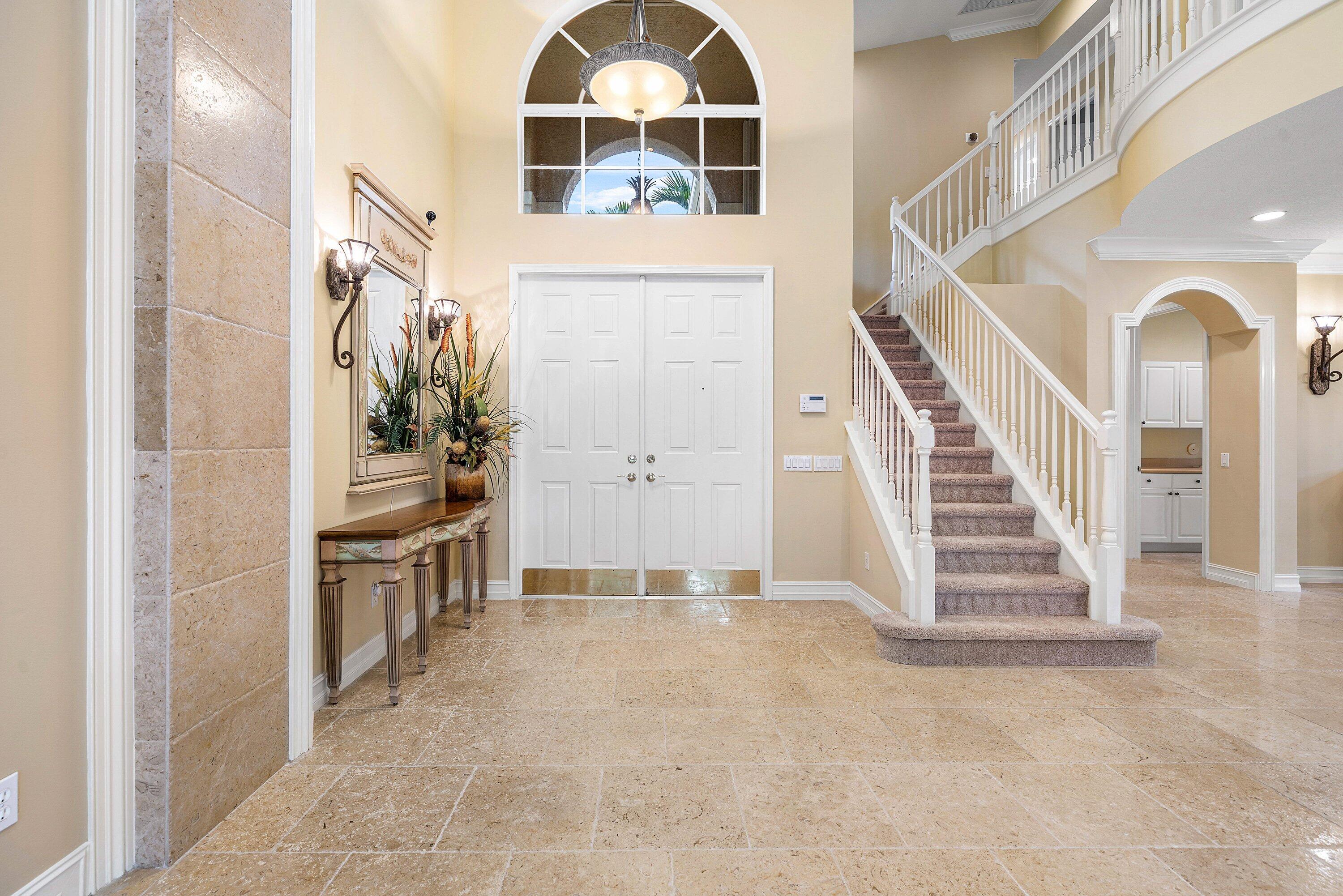 CANYON LAKES - Residential