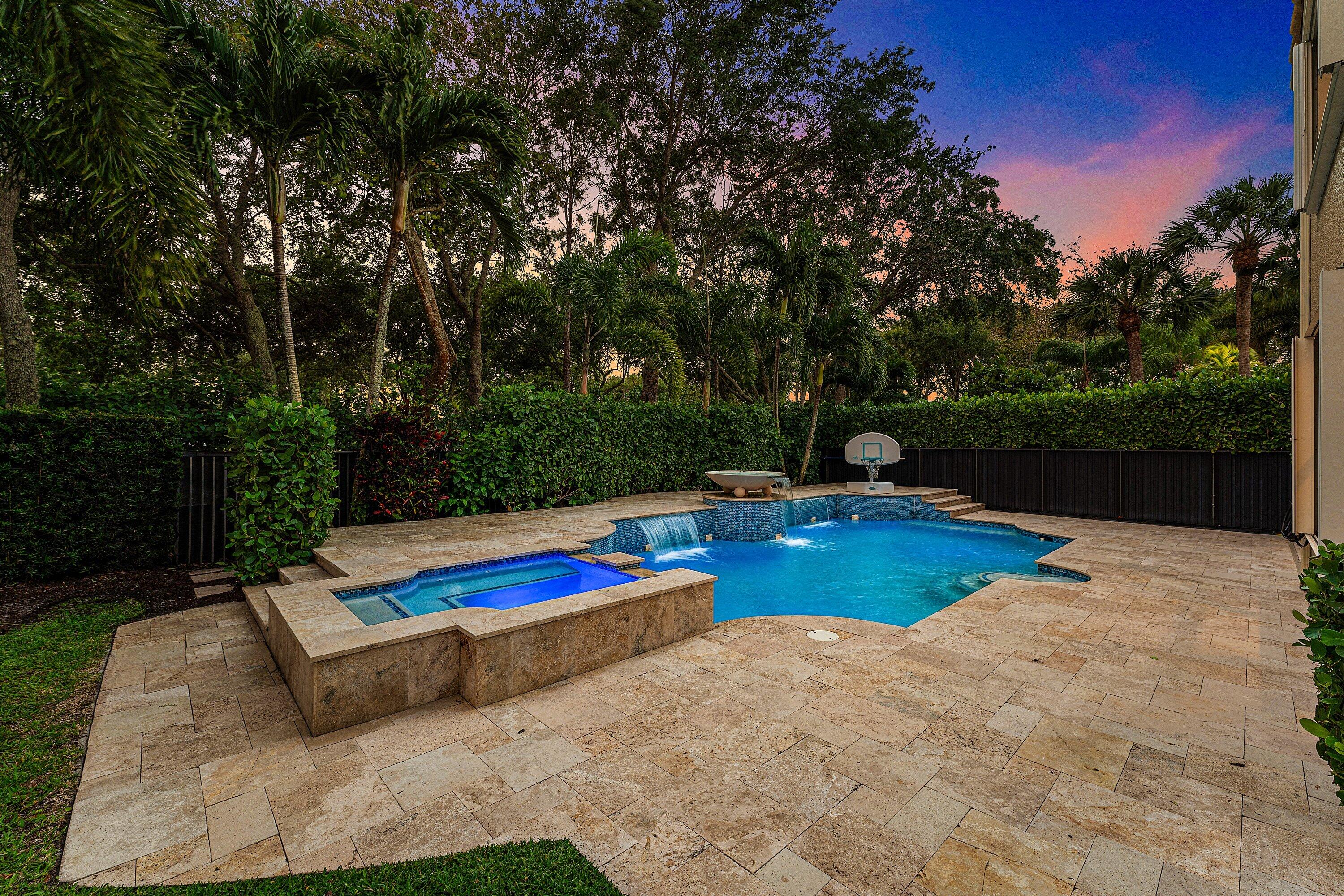 CANYON LAKES - Residential