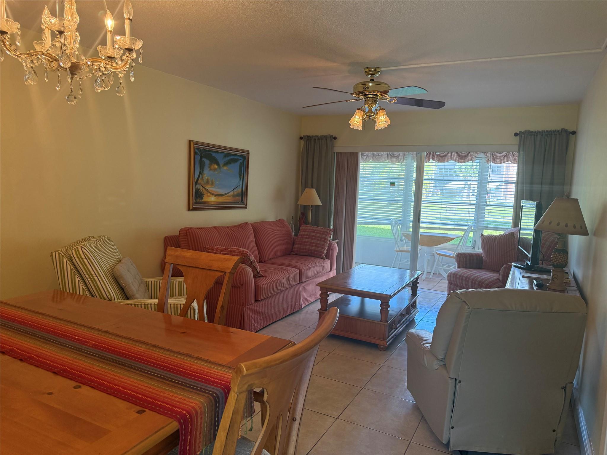 Lauderdale Oaks - Residential