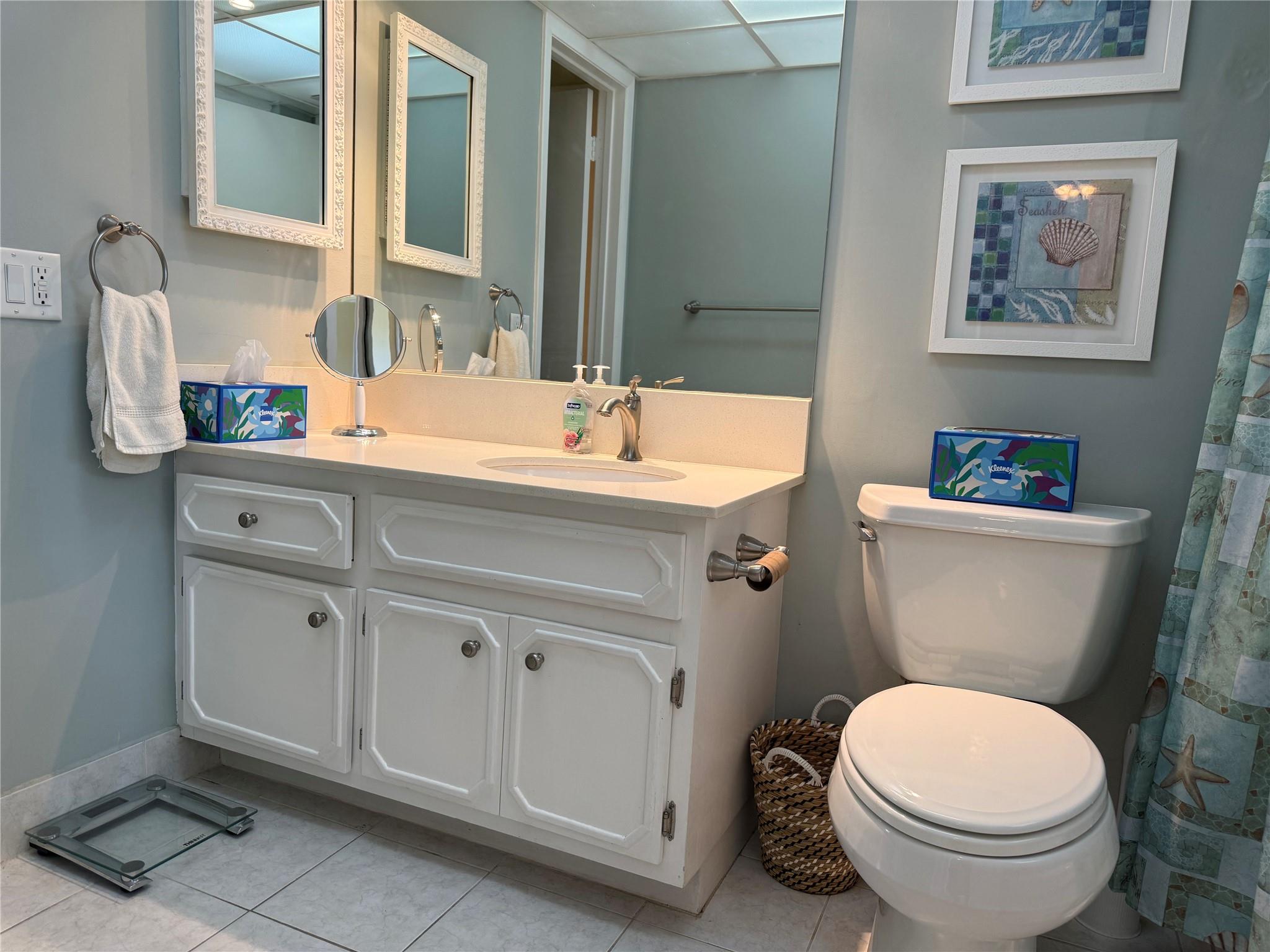 Lauderdale Oaks - Residential