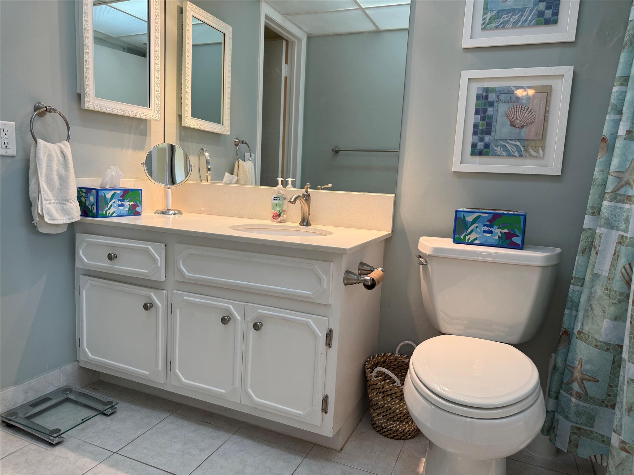 Lauderdale Oaks - Residential