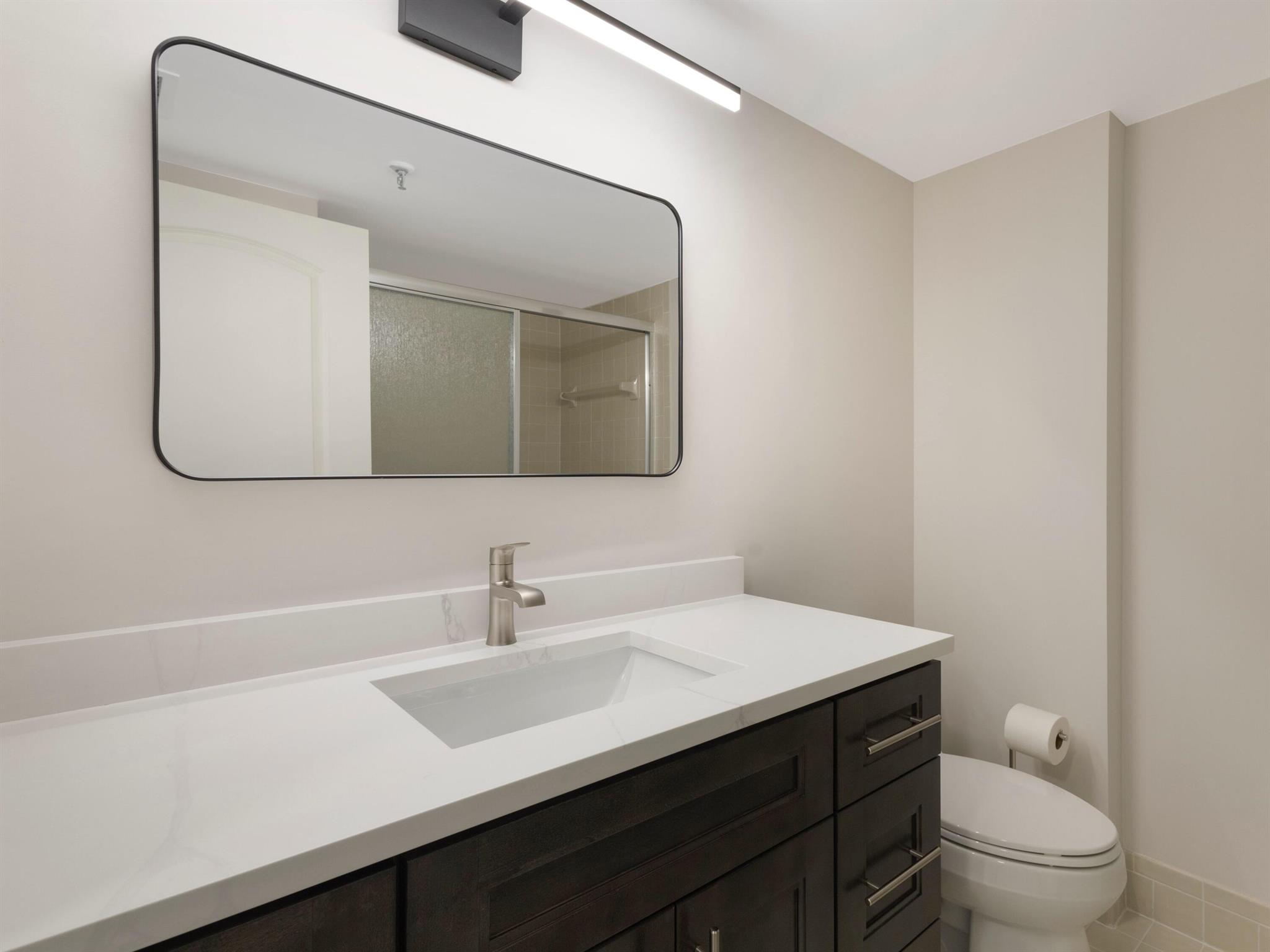 HUNTINGTON TOWERS - Residential Lease