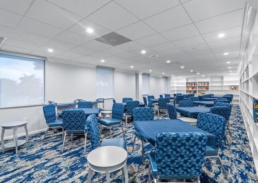 HUNTINGTON TOWERS - Residential Lease