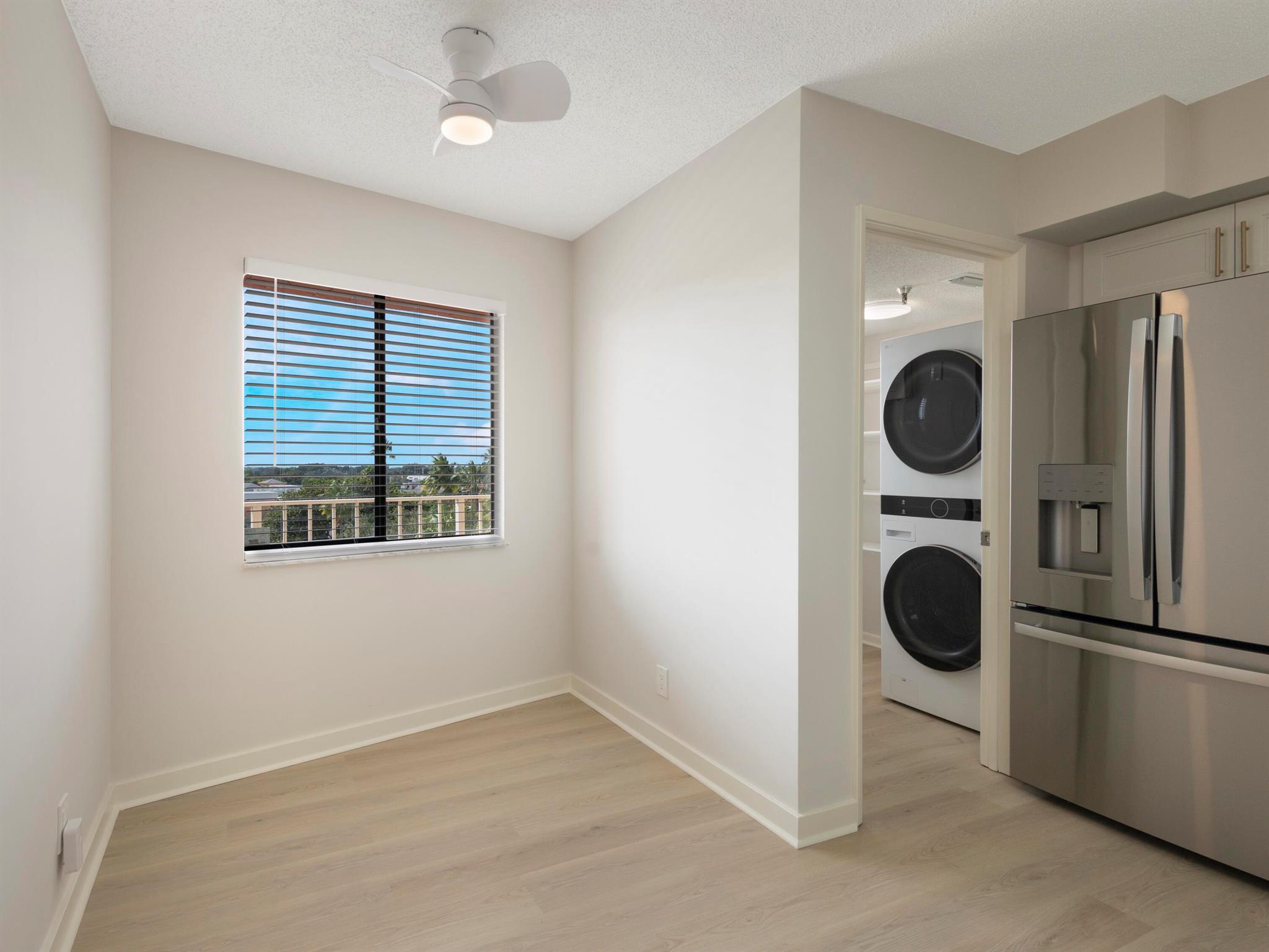 HUNTINGTON TOWERS - Residential Lease