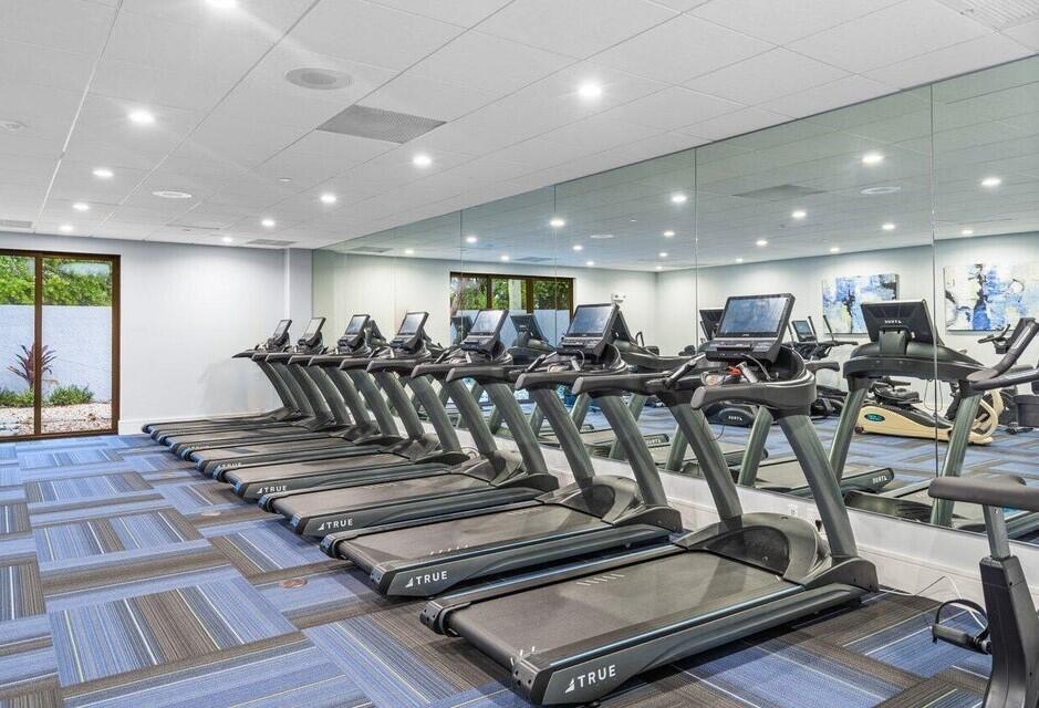 HUNTINGTON TOWERS - Residential Lease