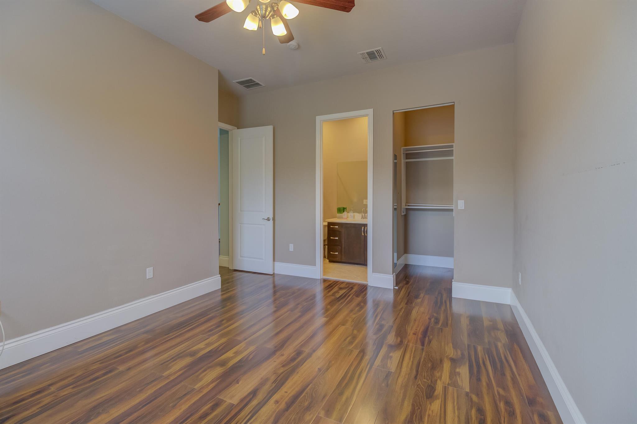 SAWGRASS LAKES - Residential Lease