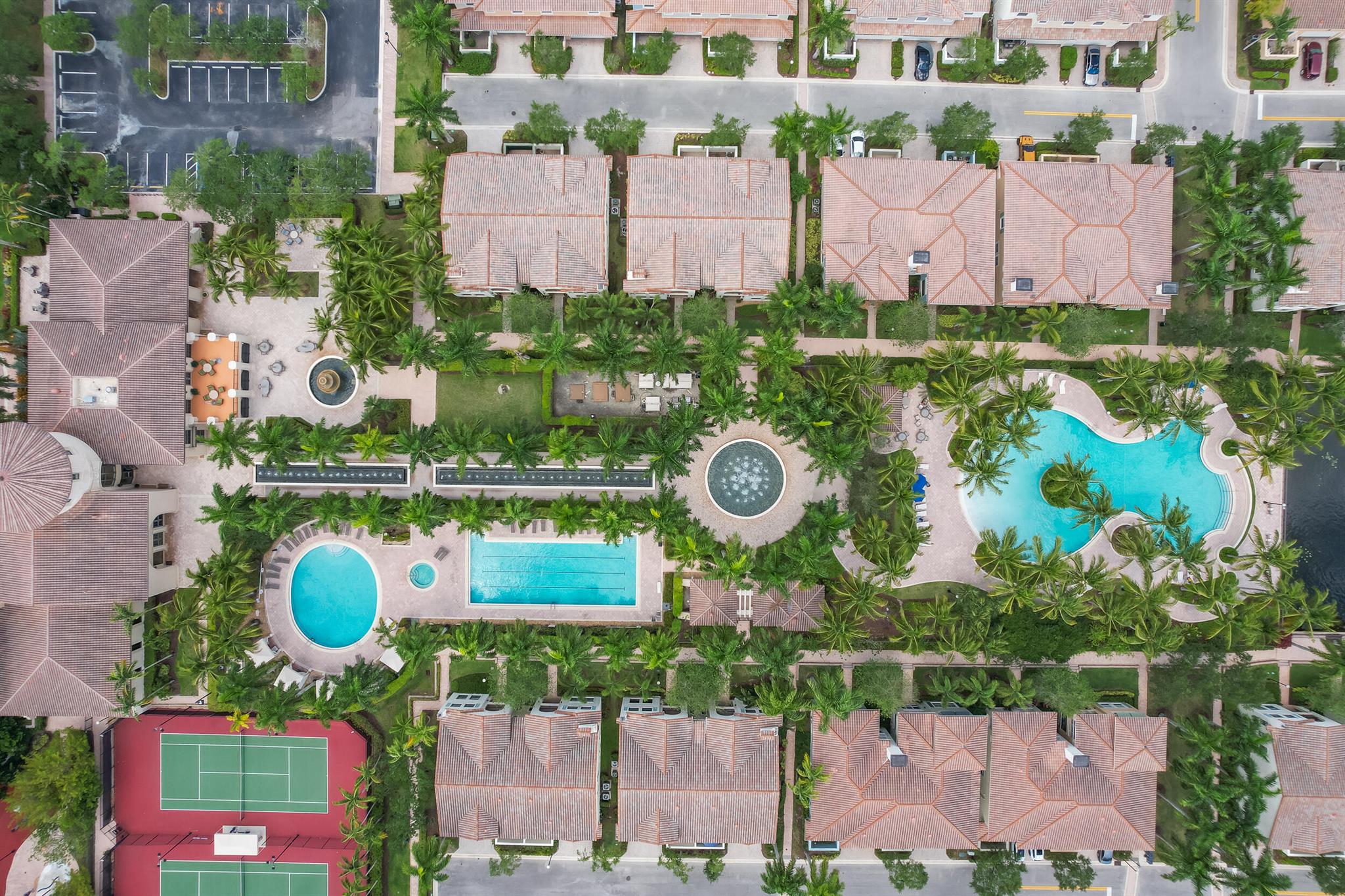 SAWGRASS LAKES - Residential Lease