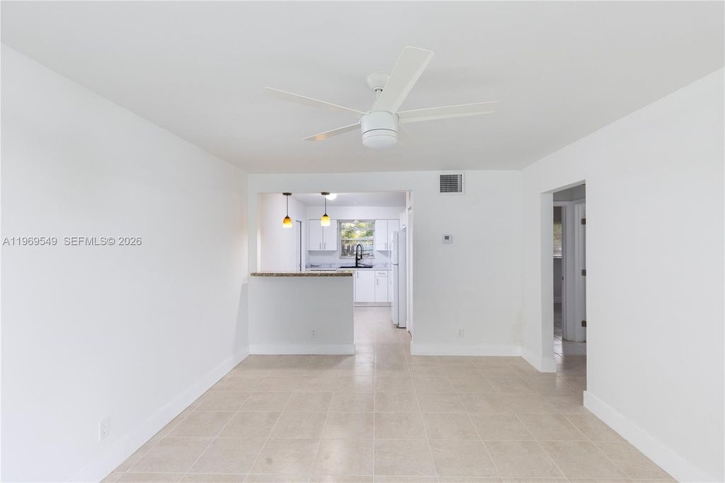 Photo of 129 SE 4th Street #2, Hallandale Beach, FL 33009 (MLS # B26007659)